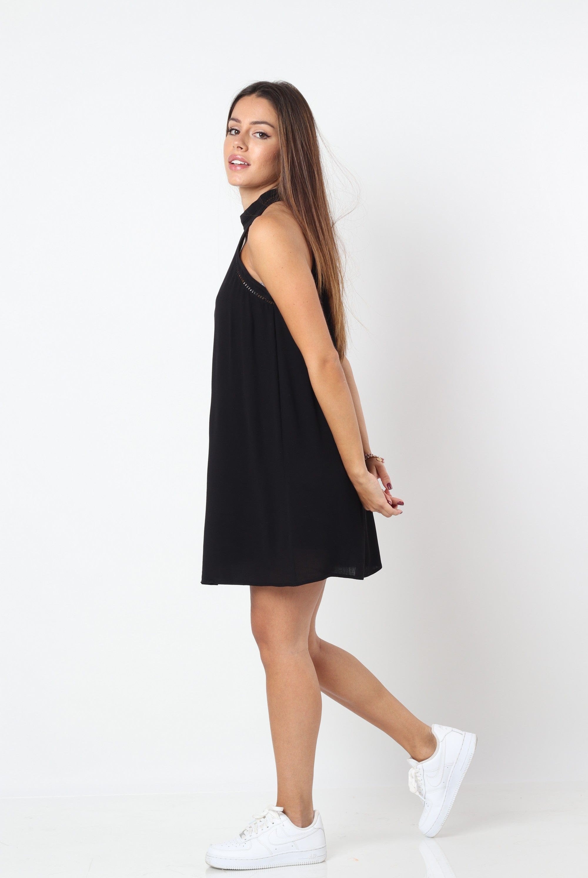 كيتشن فستان قصير مزين بخناقة عريضة