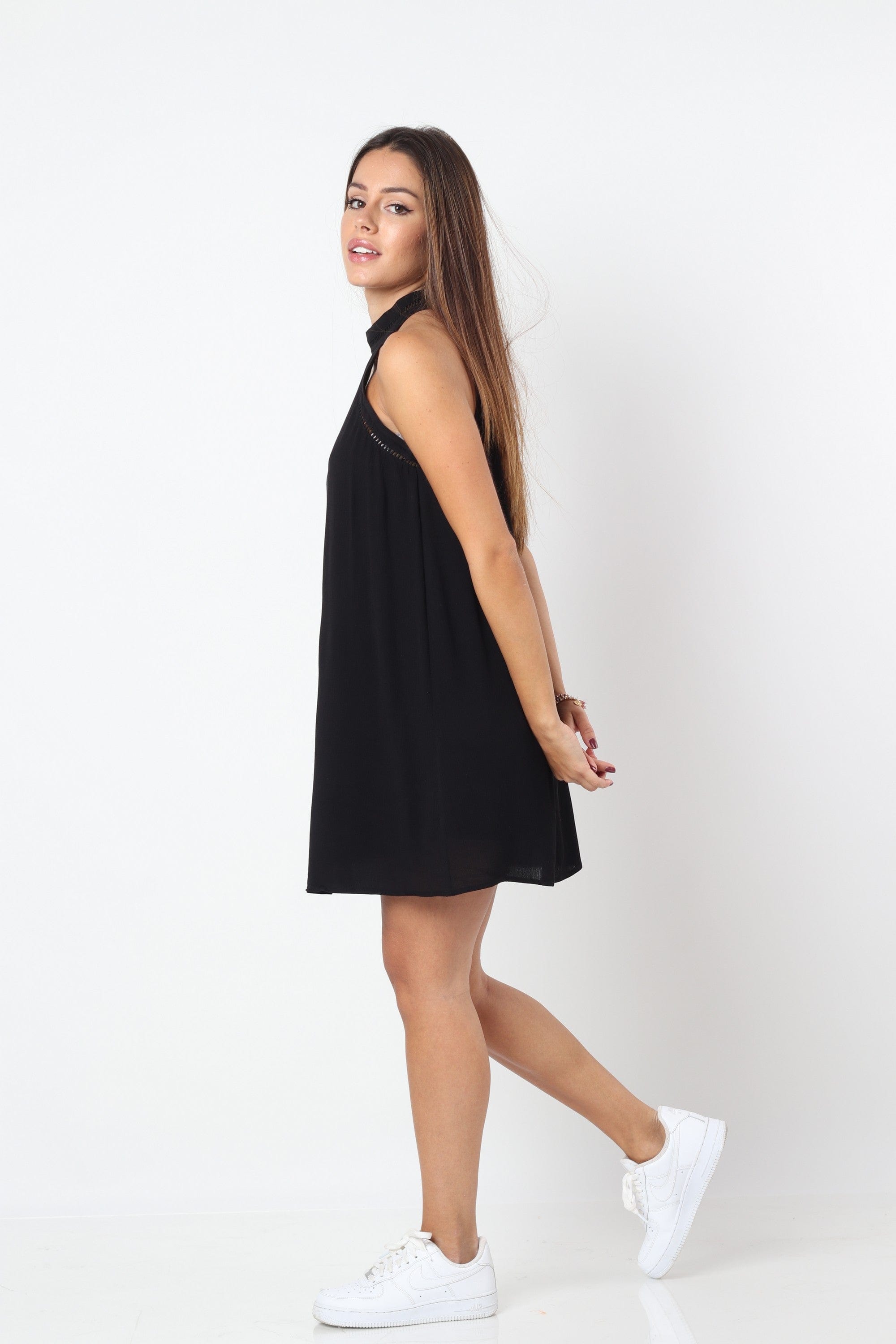 كيتشن فستان قصير مزين بخناقة عريضة