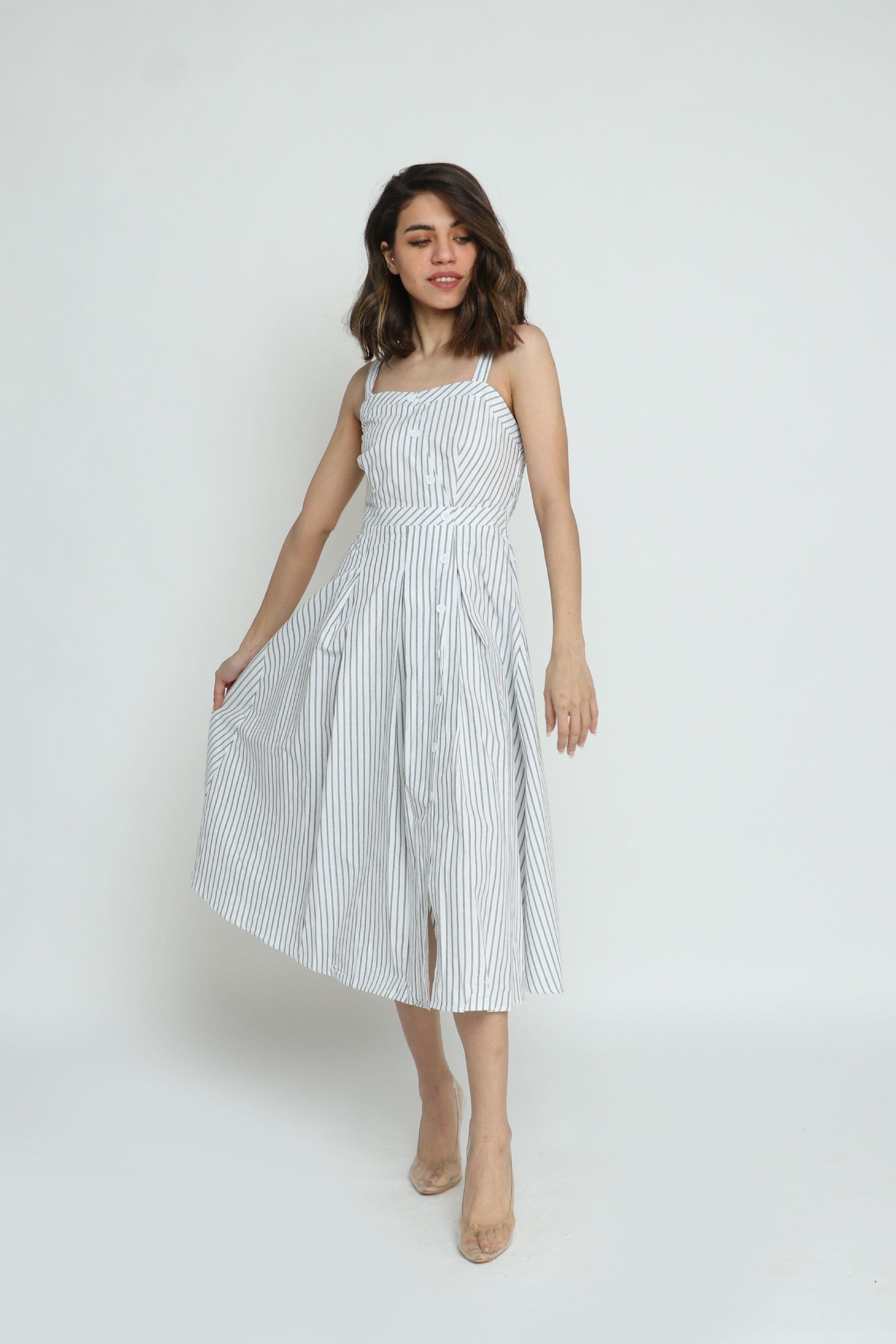 كيتشن فستان ميدي مخطط بالطول بأزرار أمامية