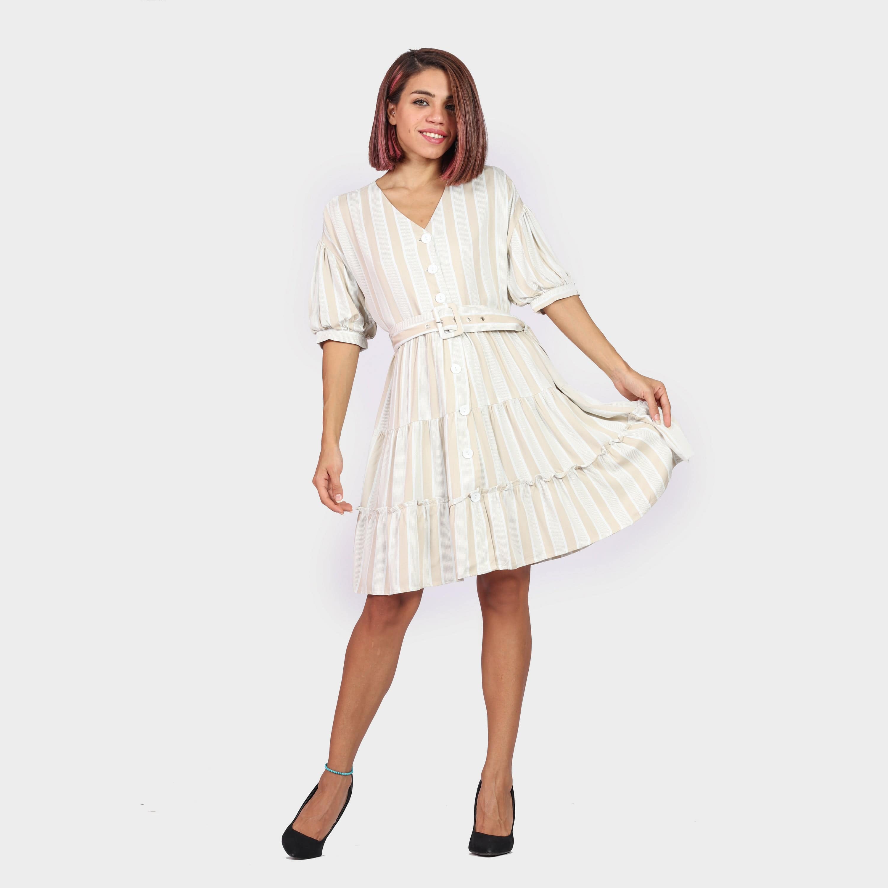 كيتشن فستان ميدي مخطط بحزام على الخصر كم قصير