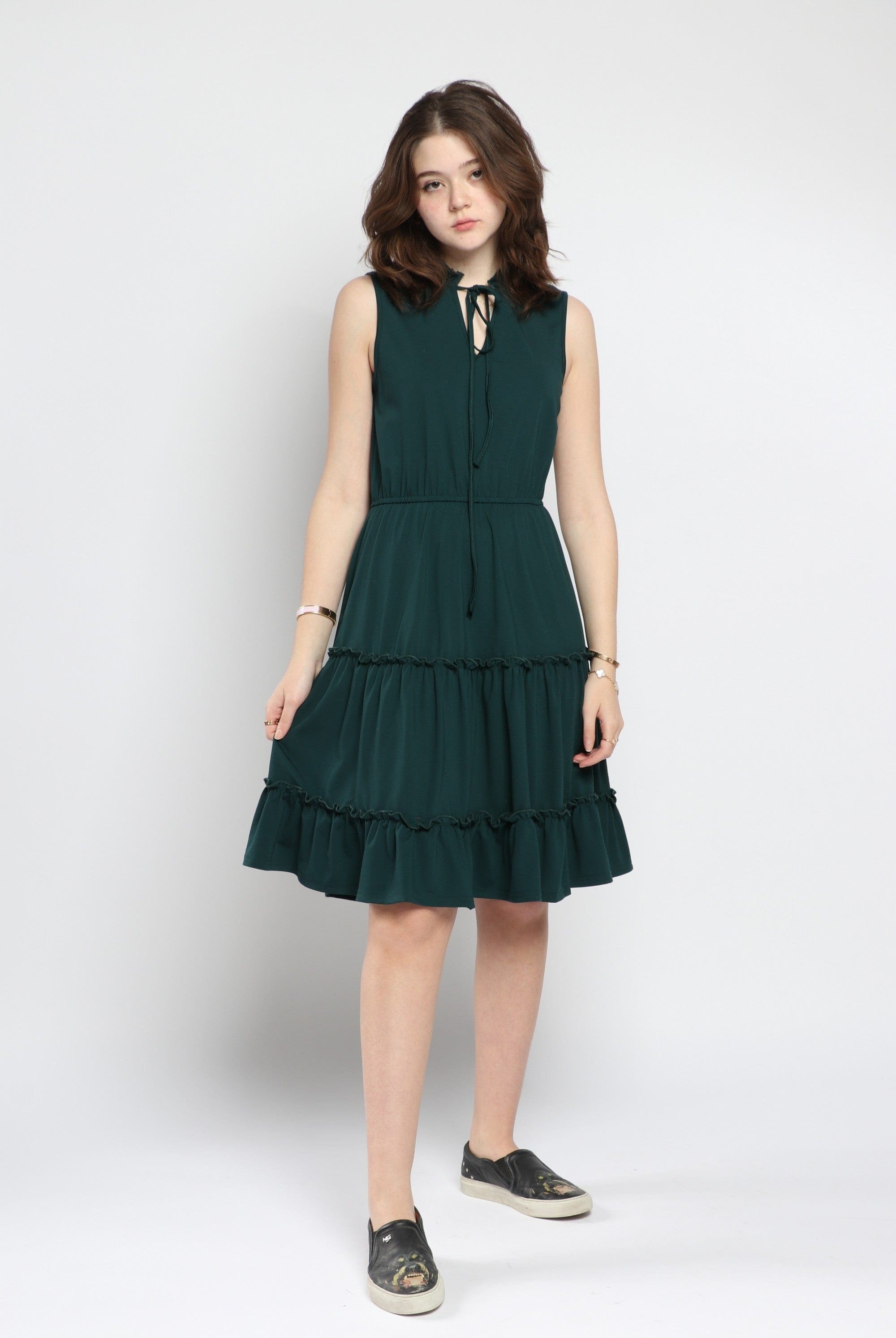 كيتشن فستان ميدي سادة مخصر منفوش برباط على الصدر