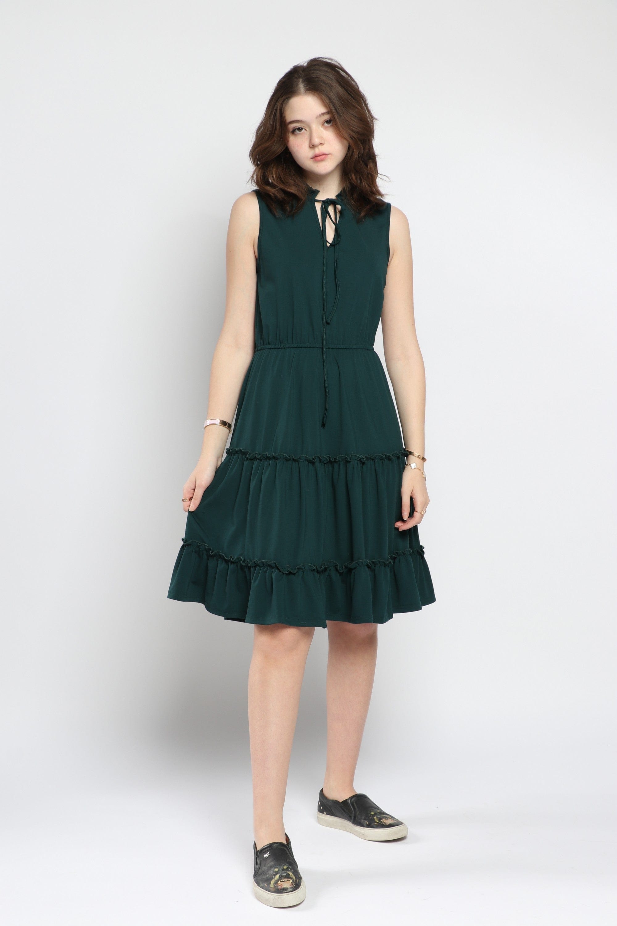 كيتشن فستان ميدي سادة مخصر منفوش برباط على الصدر