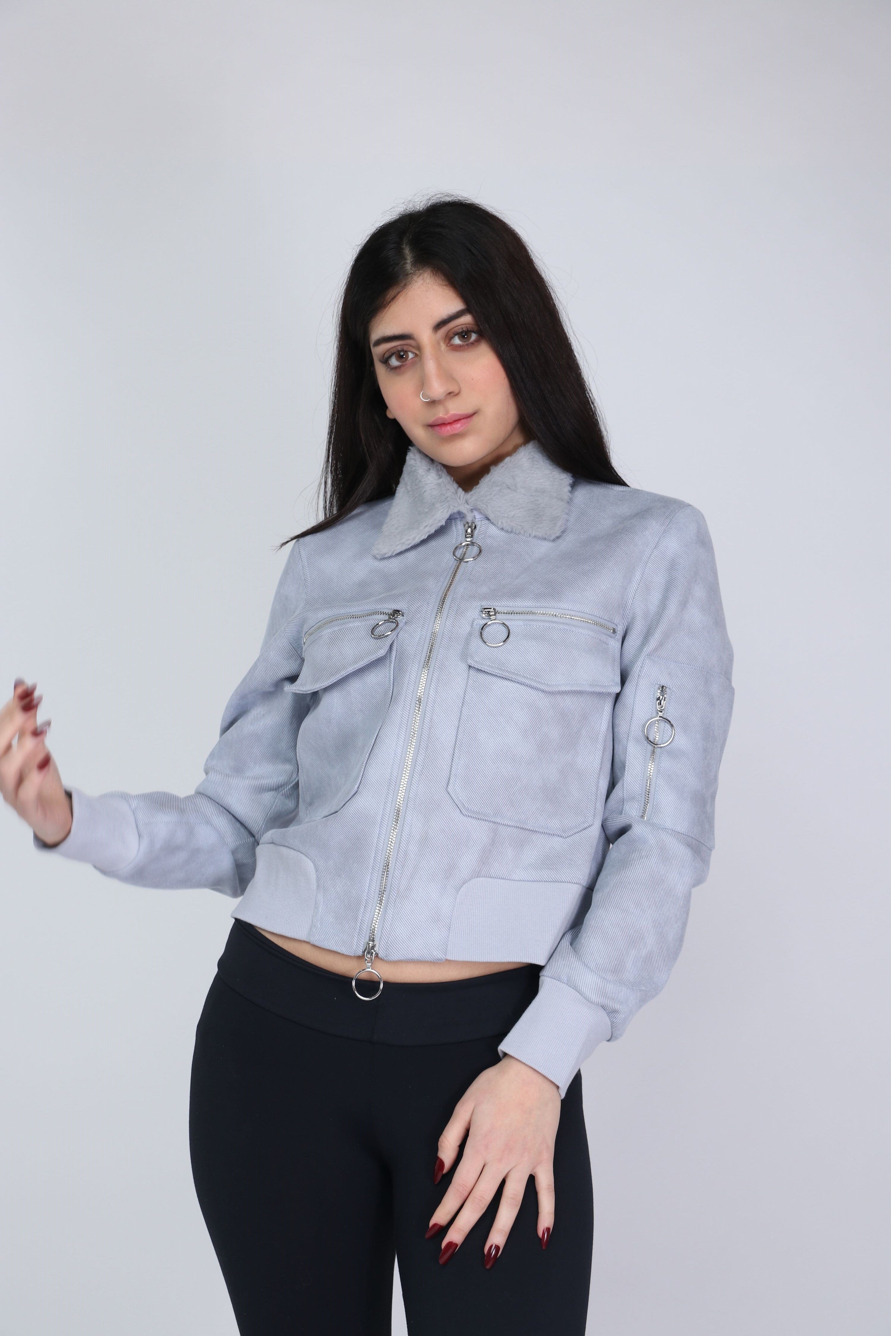 كيتشن جاكيت فرو بسحابات وحيوب وياقة عالية كم طويل نسائي