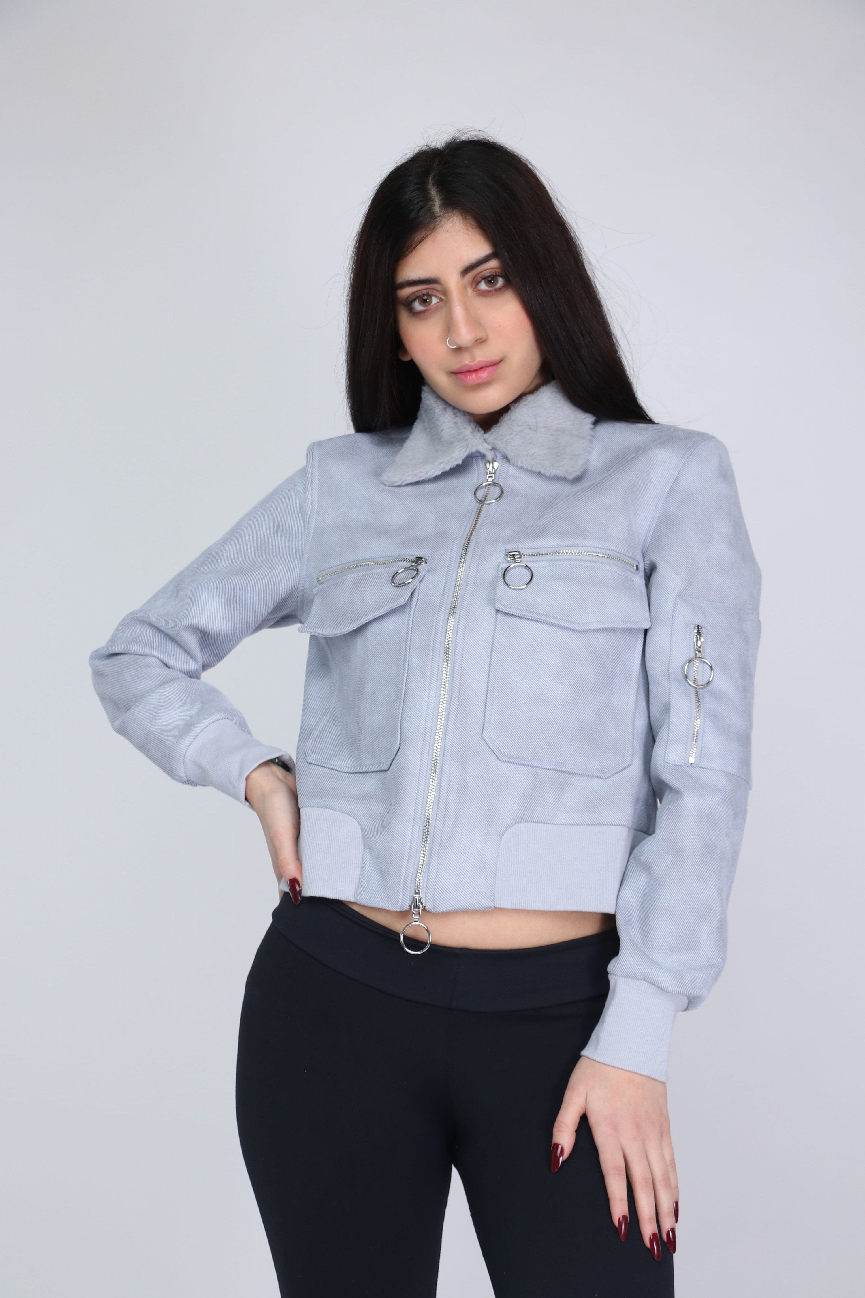 كيتشن جاكيت فرو بسحابات وحيوب وياقة عالية كم طويل نسائي