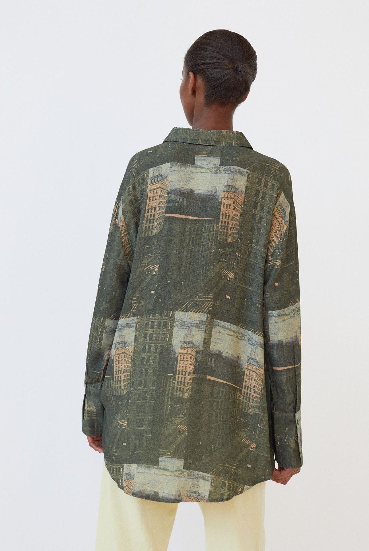 بارفوا قميص فضفاض مطبوع نقشة مدينة أخضر