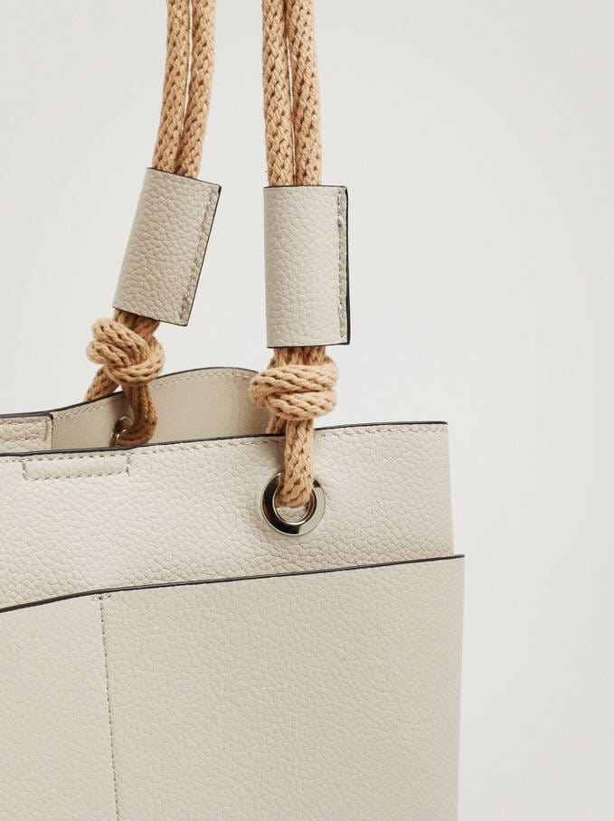 بارفوا شنطة كتف جلد نسائية سادة بحامل يد علي شكل رباط