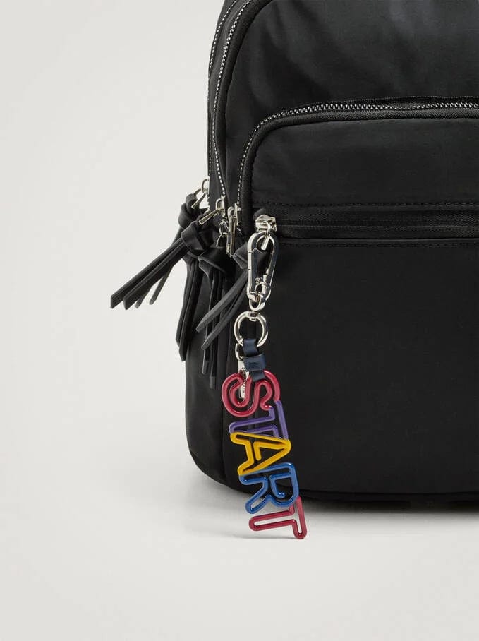 بارفوا شنطة ظهر نايلون سادة بسحاب خارجي