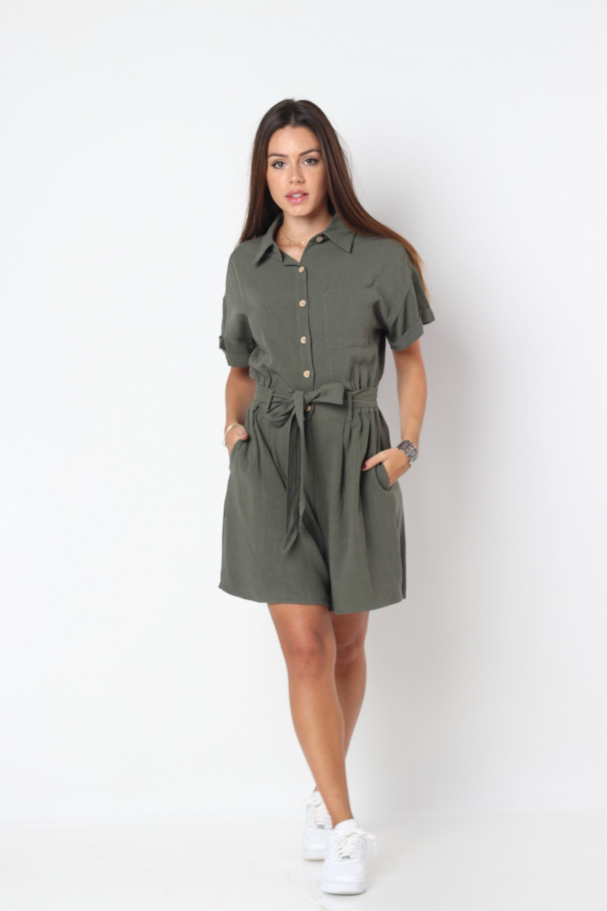 كيتشن جمبسوت سادة نص كم نسائي فوق الركبة بحزام الخصر