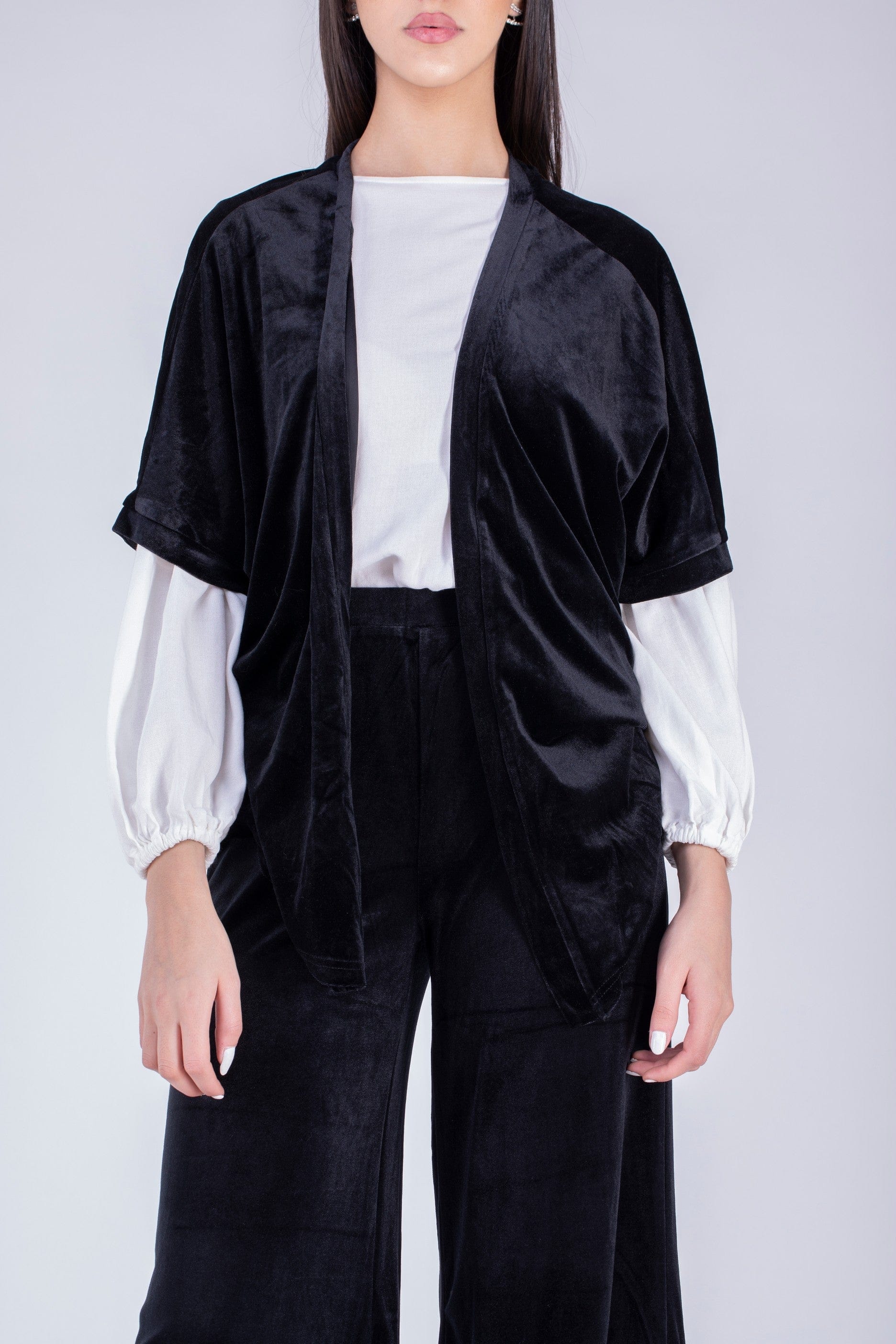 كارديجان سادة بأكمام قصيرة