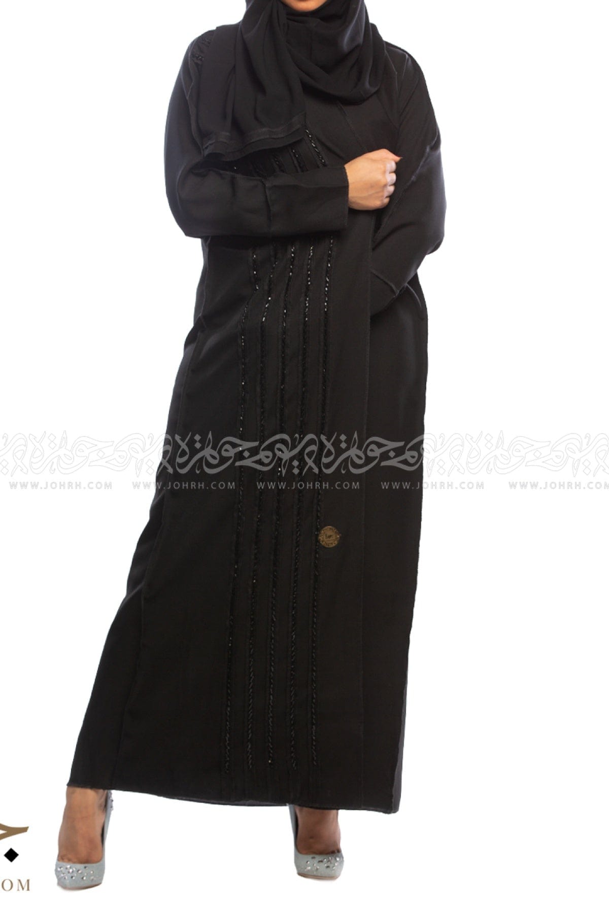 جوهرة عباية قماش ملكي كلاسيكية بشك و خياطه مقلوبه أسود