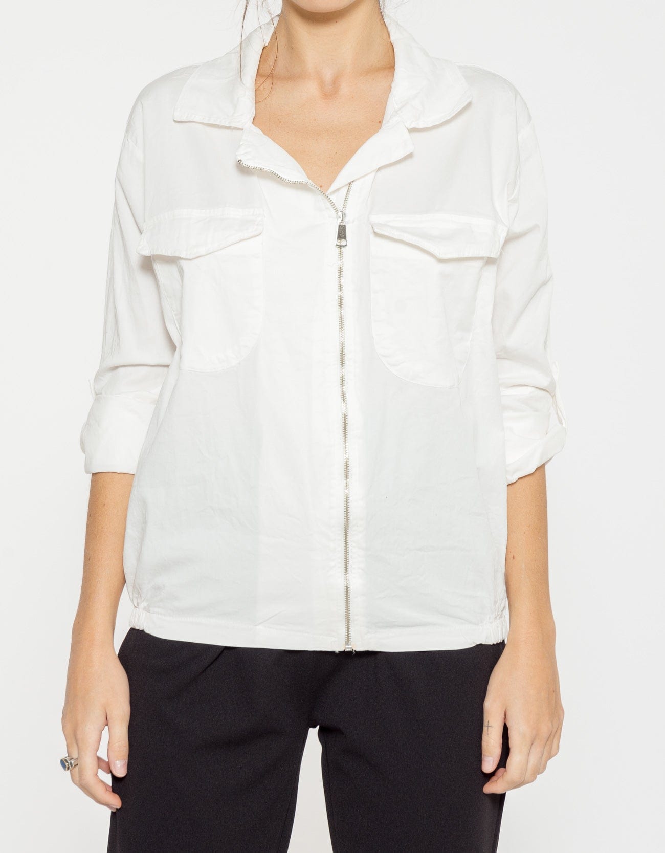 شانا جاكيت سادة بجيوب أمامية كم طويل بسحاب