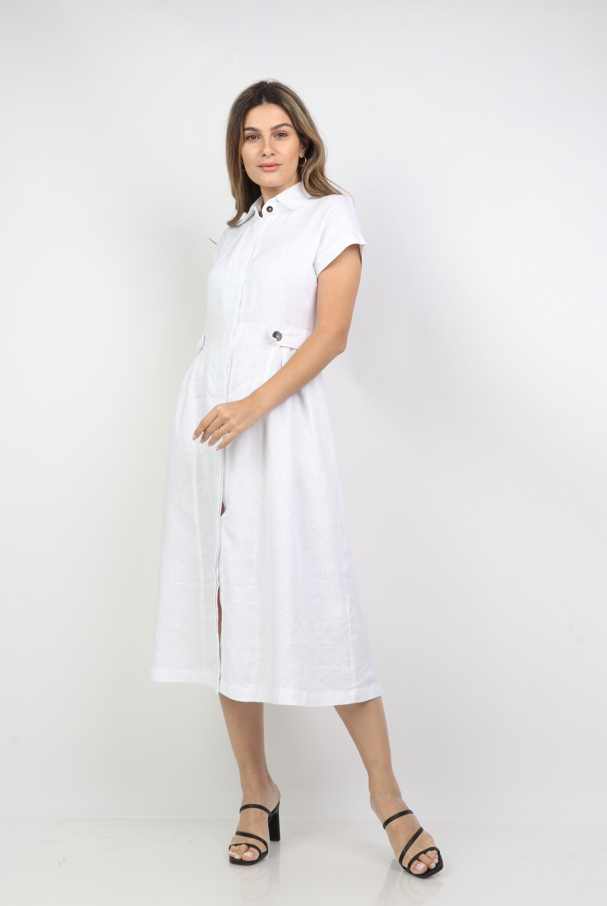 داليدرس فستان ميدي بنمط قميص سادة مخصر كم قصير