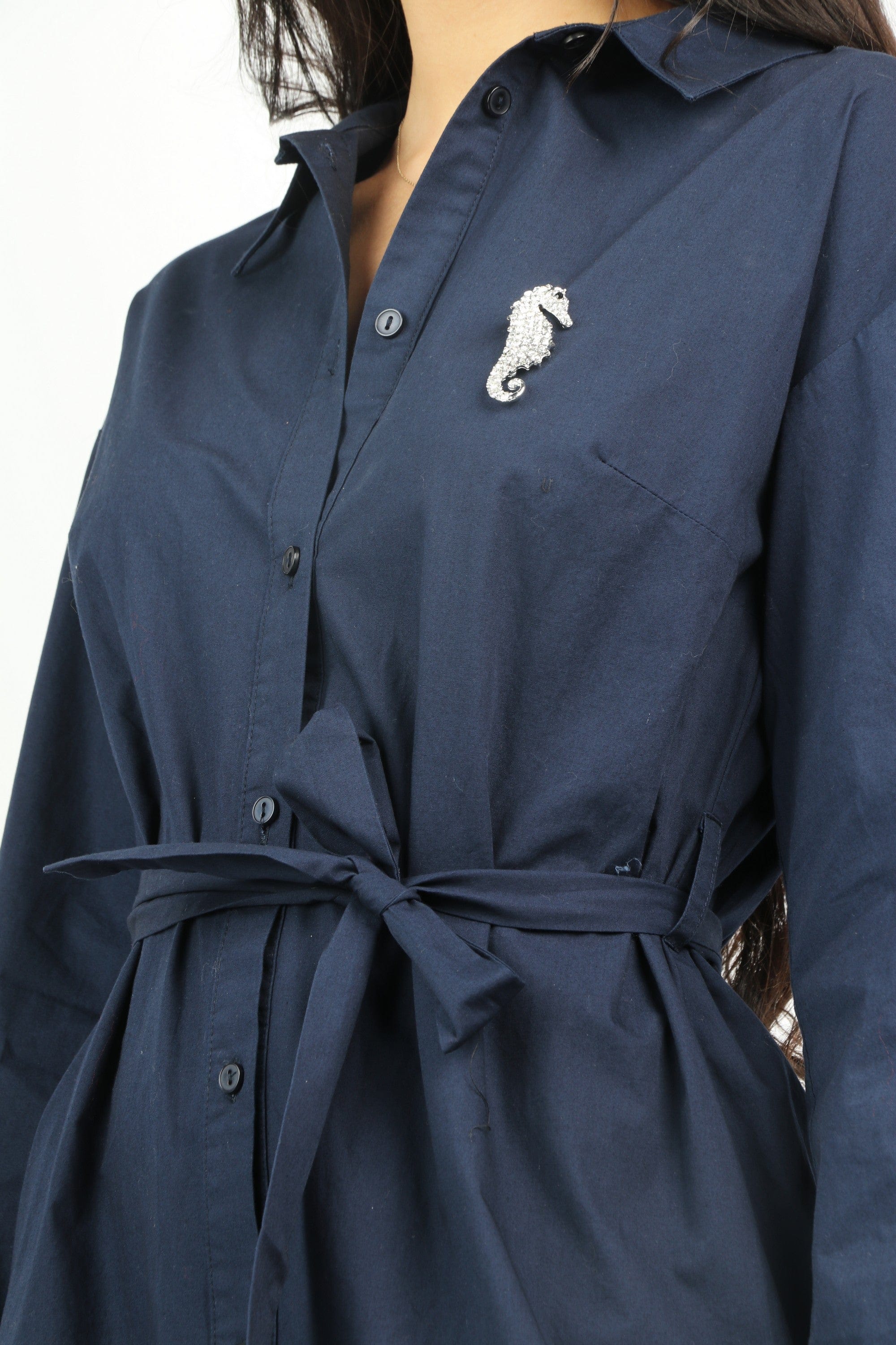 داليدرس فستان قميص قصير بأزرار أمامية وحزام خصر كم طويل أزرق غامق