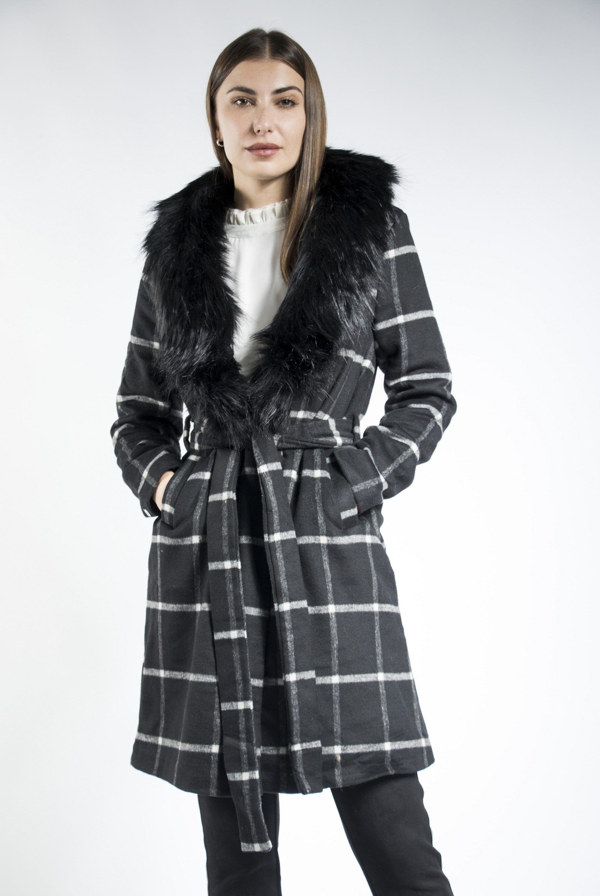 داليدرس جاكيت طويل مربعات مزين بالفرو كم طويل أسود