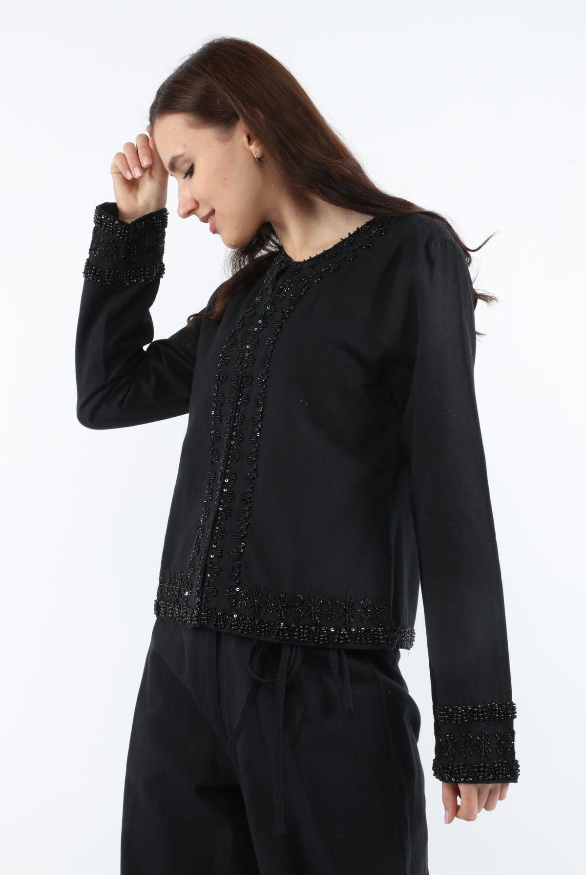 داليدرس بلوزة طويلة الأكمام مخرم واسع أوف وايت