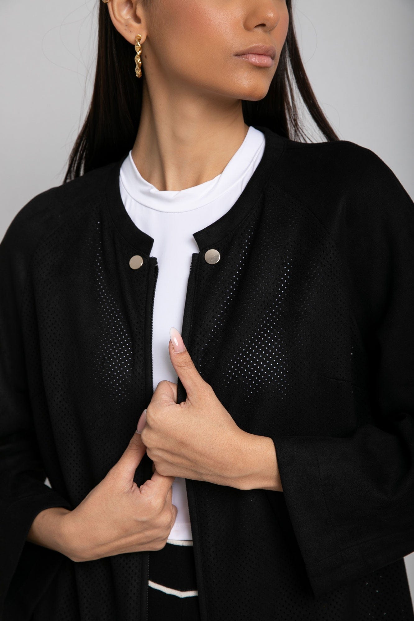 داليدرس جاكيت من جلد الغزال بجيب جلدي أسود