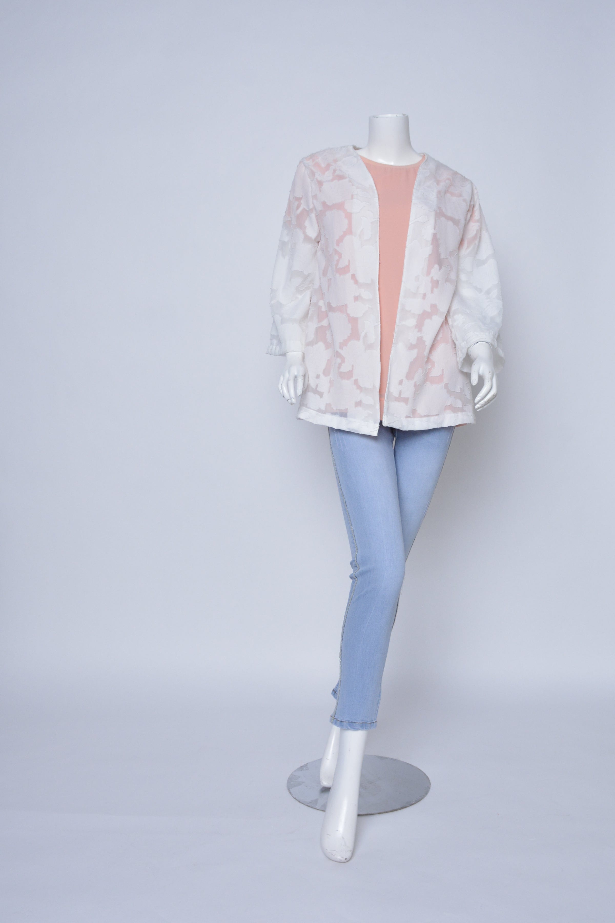 داليدرس كيمونو قصير منقوش كم طويل نسائي أبيض