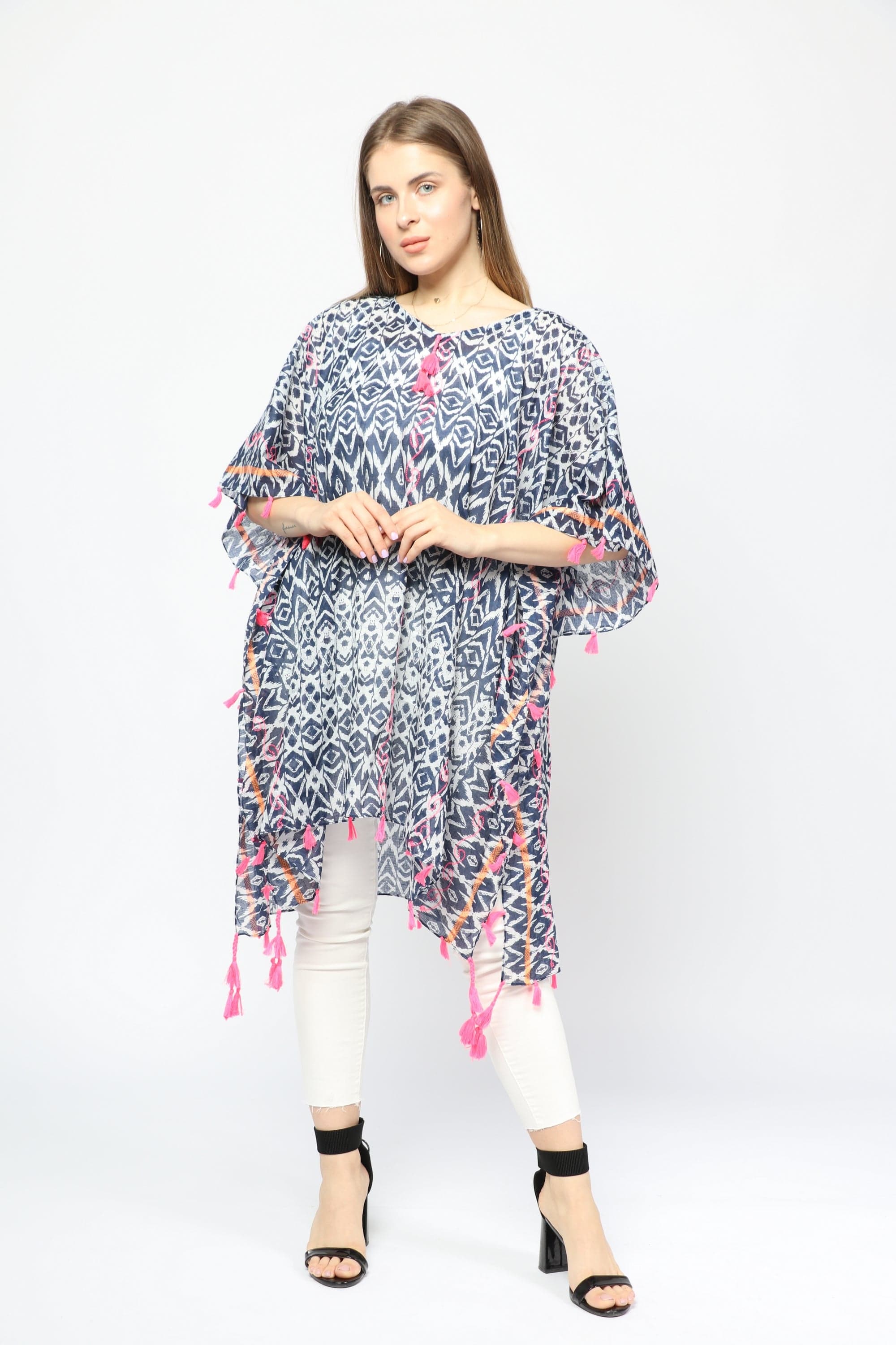 داليدرس كيمونو منقوش مزين بالخيط من أسفل كم مفتوح أزرق داكن