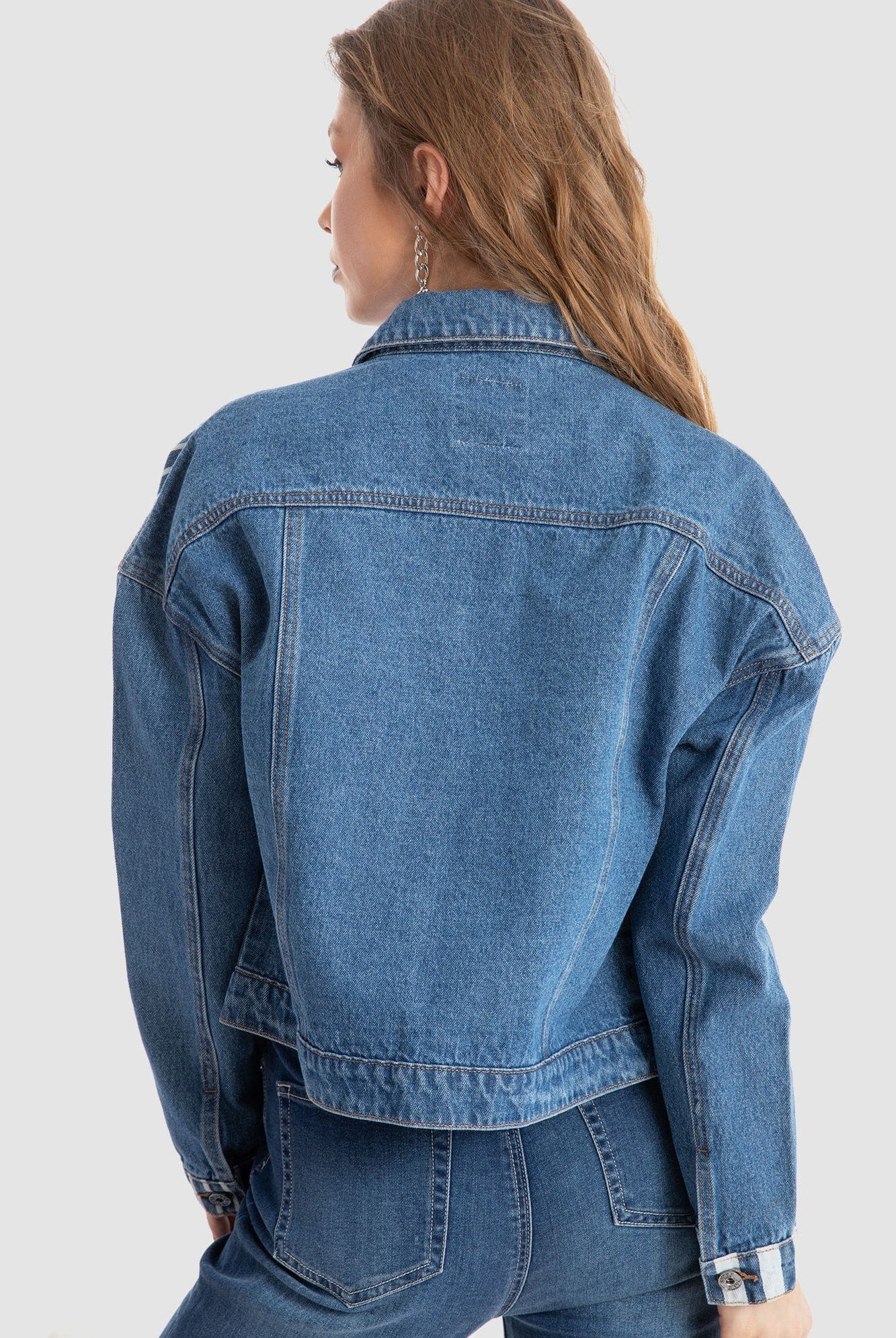 داليدرس جاكيت جينز مخطط بالطول بجيوب كم طويل نسائي أزرق