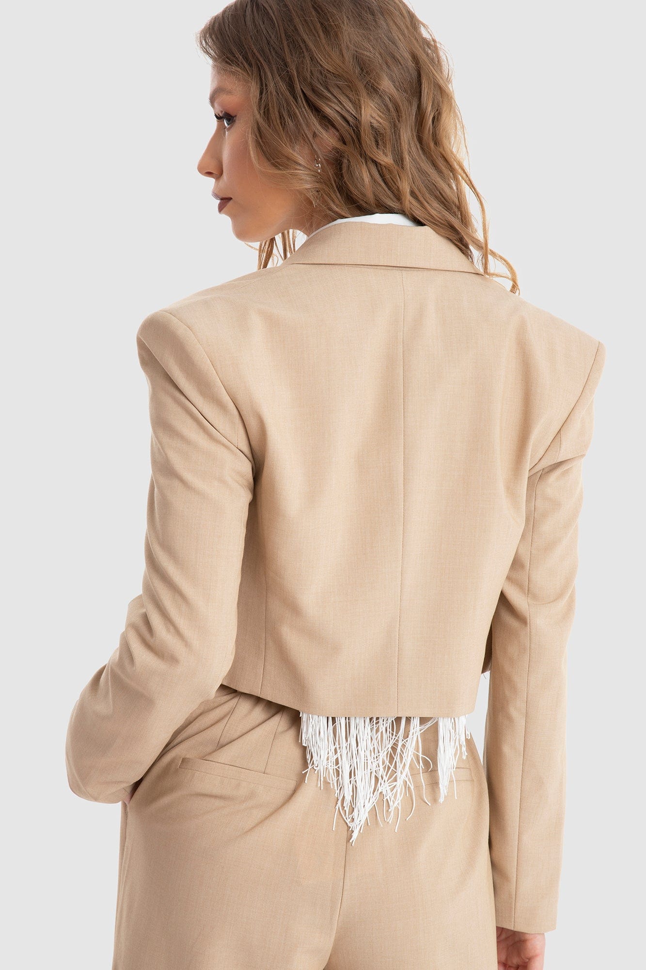 داليدرس جاكيت رسمي خصر مرتفع سادة كم طويل نسائي بيج