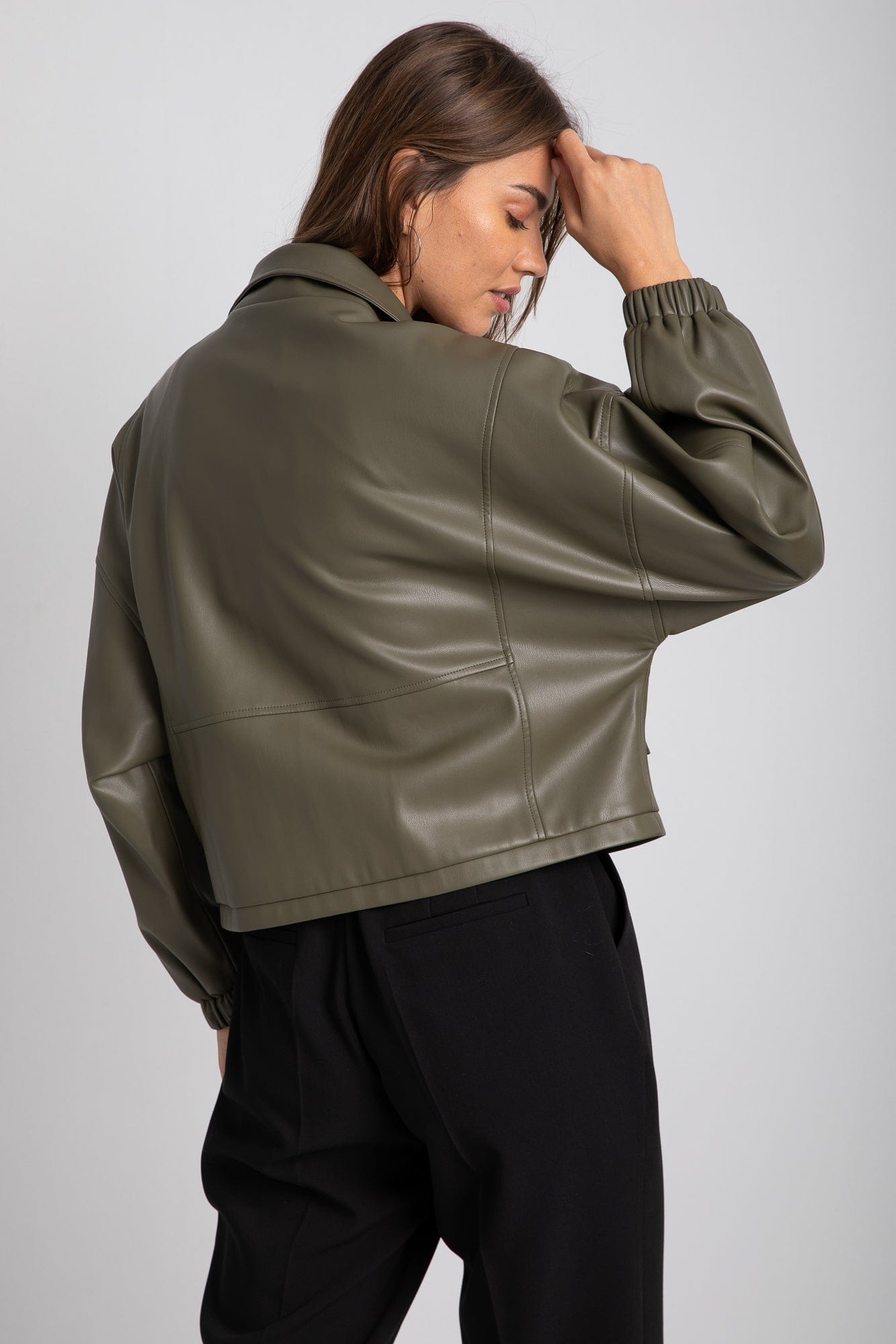 داليدرس جاكيت واسع جلد أوفر سايز كم طويل نسائي بني فاتح