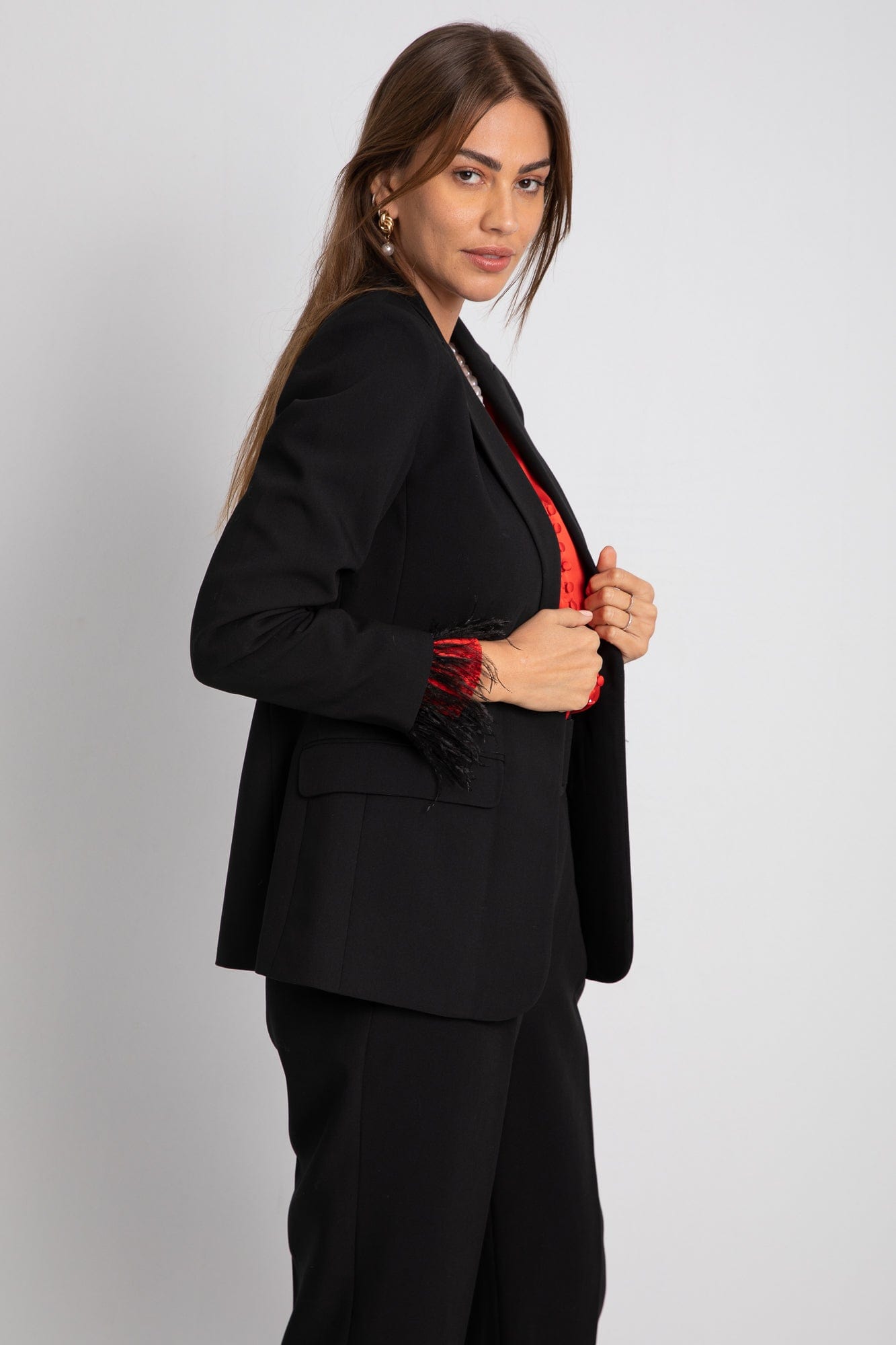 داليدرس جاكيت رسمي بزرار أمامي مزين بالريش أسود