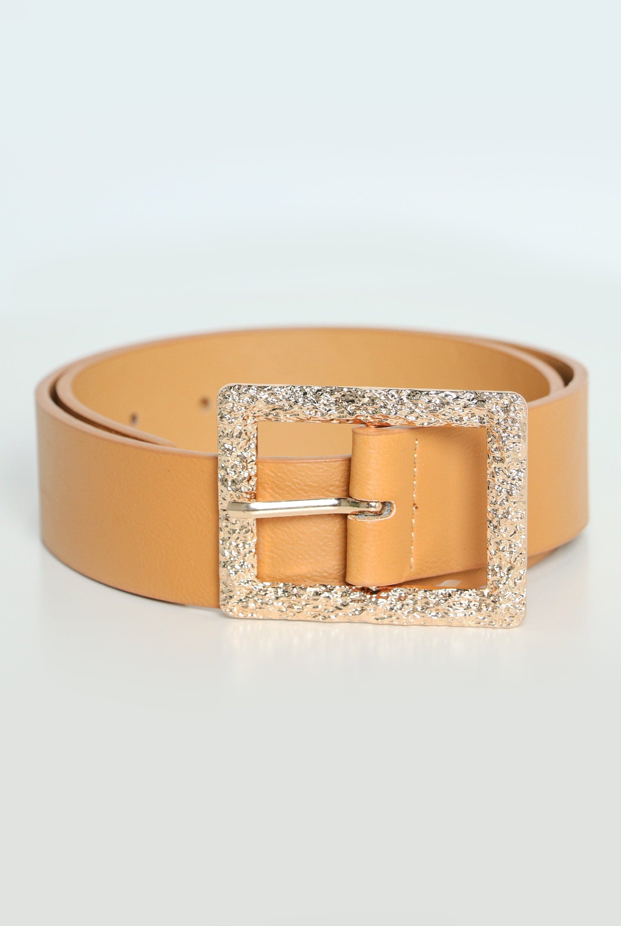 كيتشن حزام جلد رفيع مع توكبة مربعة نسائي