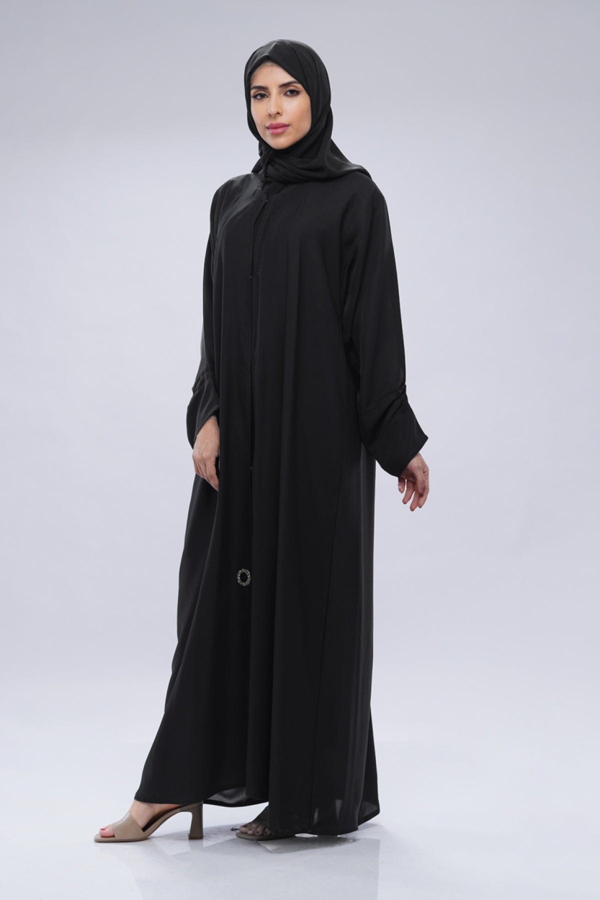 جوهرة عباية كريب كلاسيك سوداء طويلة كم طويل أسود