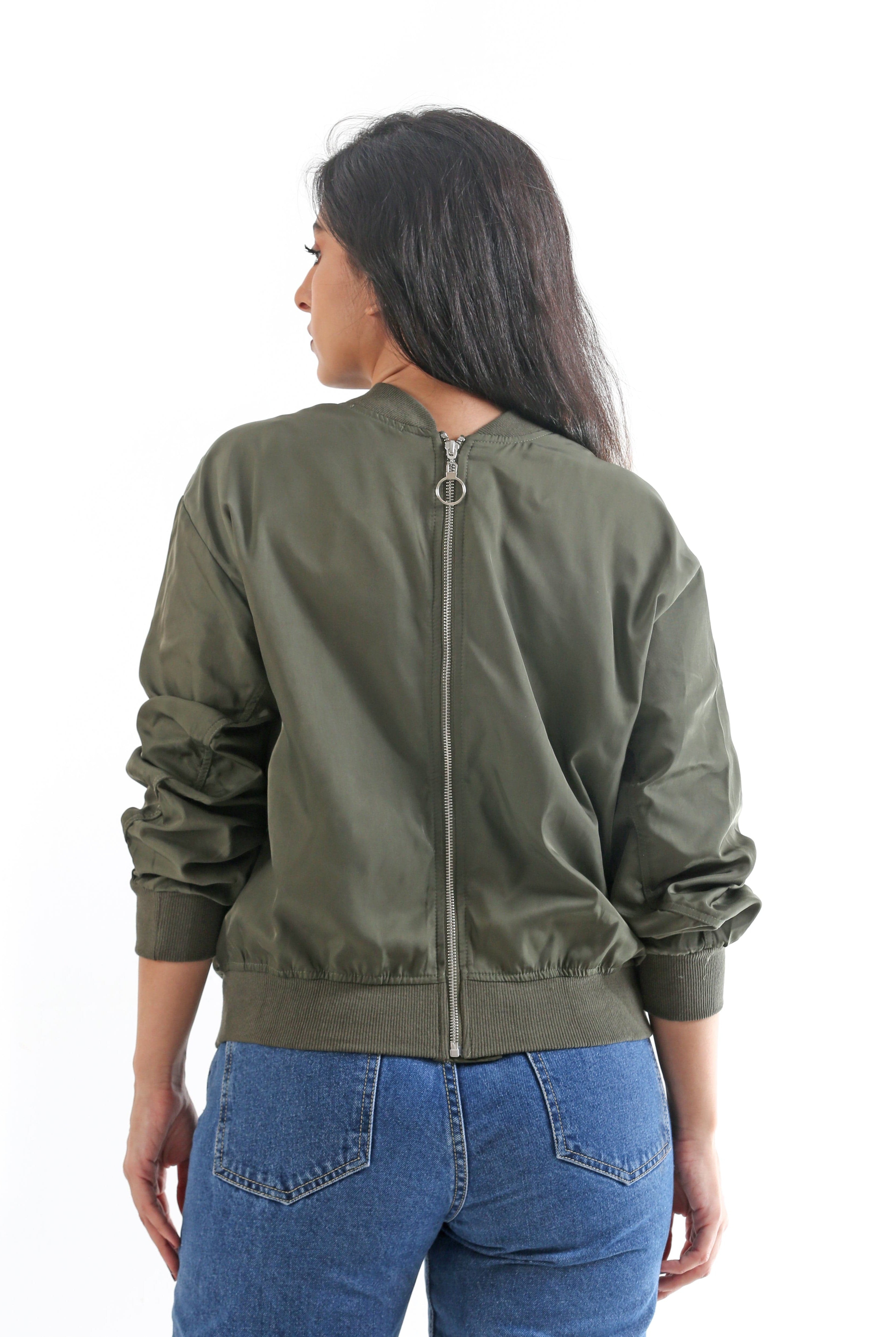 نتشي سترة سادة بسحاب بأكمام طويلة