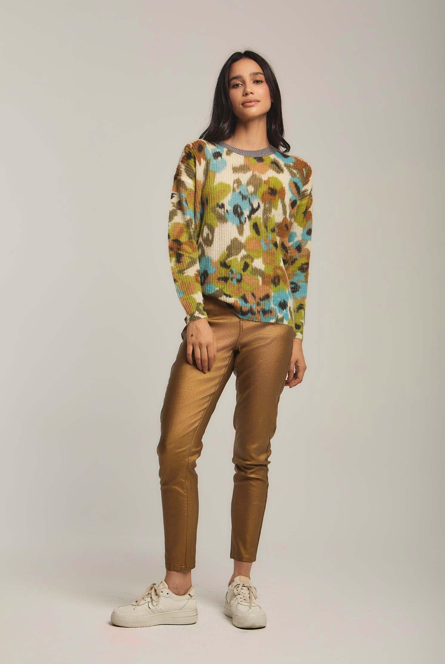 داليدرس بلوفر نسائي منقوش كم طويل واسع متعدد الألوان