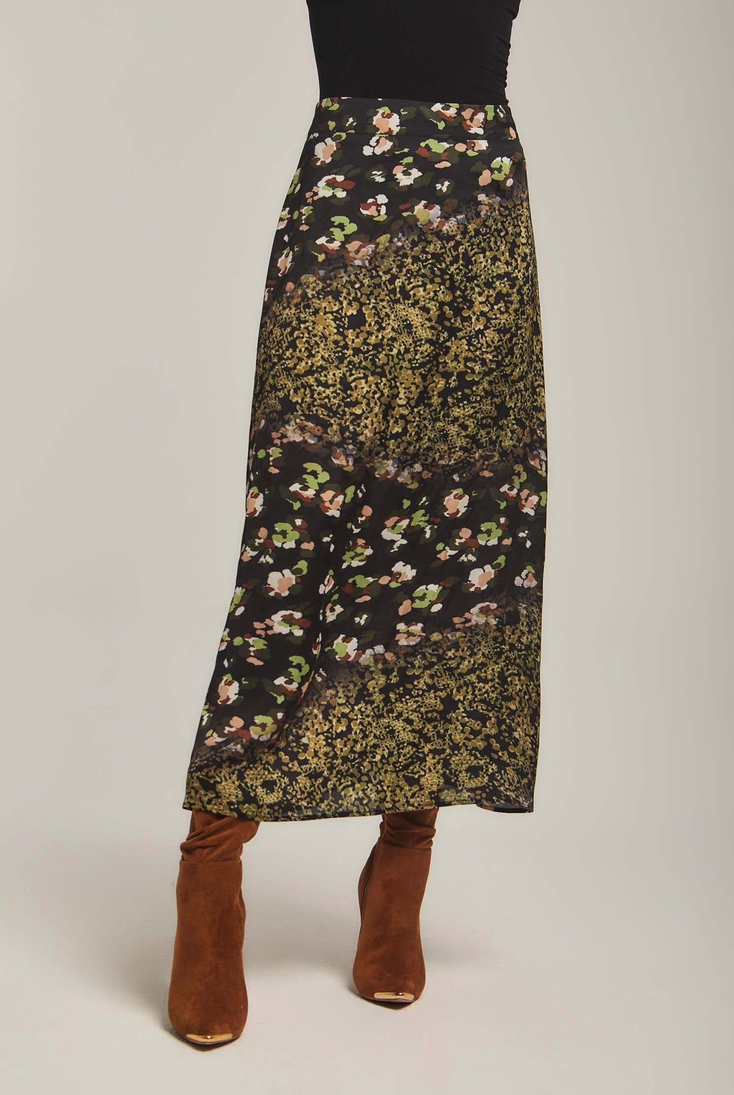 داليدرس تنورة نسائية منقوشة كم طويل نسائي متعدد الألوان