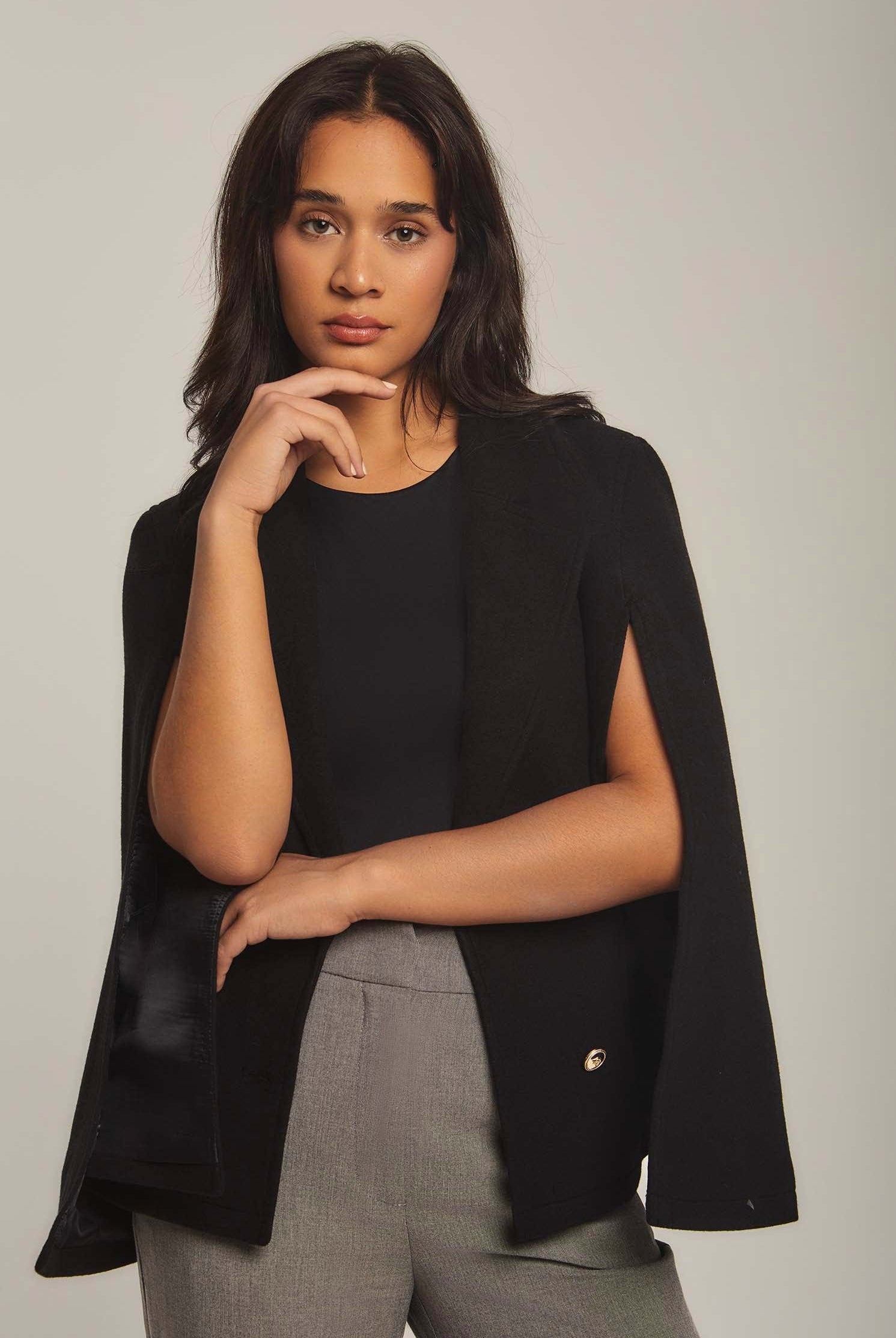 داليدرس كارديجان نسائي بأزرار أمامية كم طويل أسود