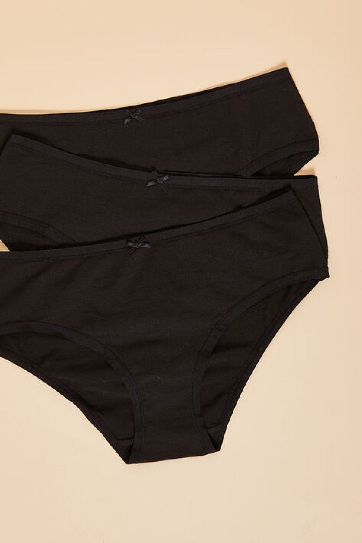 اتام طقم سراويل داخلية نسائي أسود