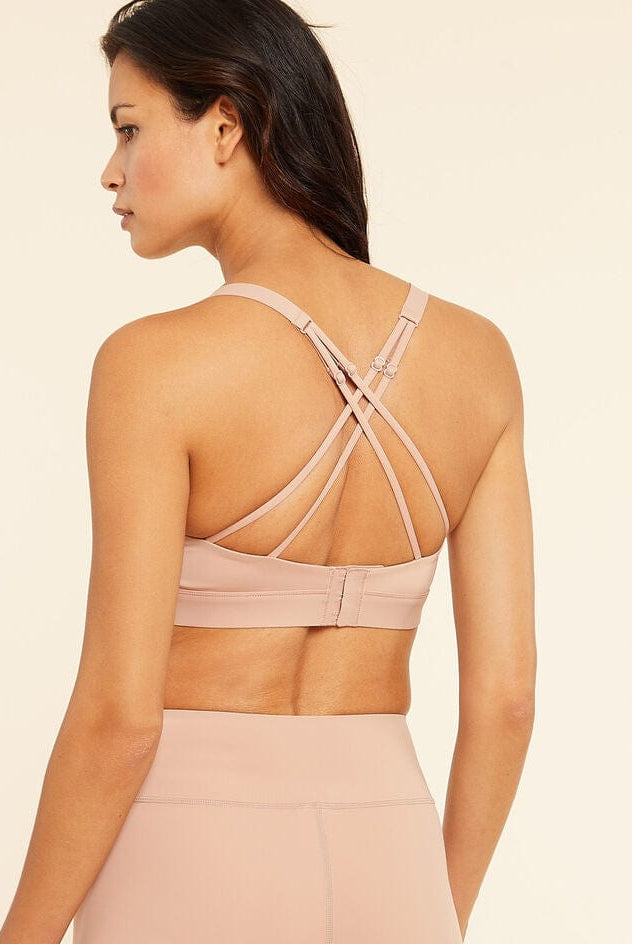 اتام برا رياضي سادة بحمالات وخطين جانبين وياقة مربعة نسائي