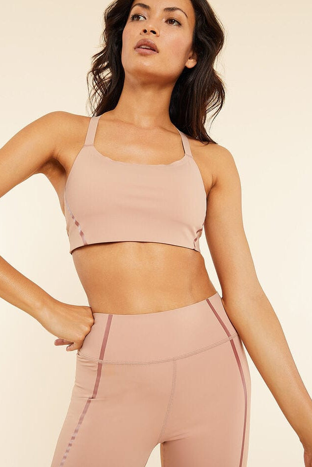 اتام برا رياضي سادة بحمالات وخطين جانبين وياقة مربعة نسائي