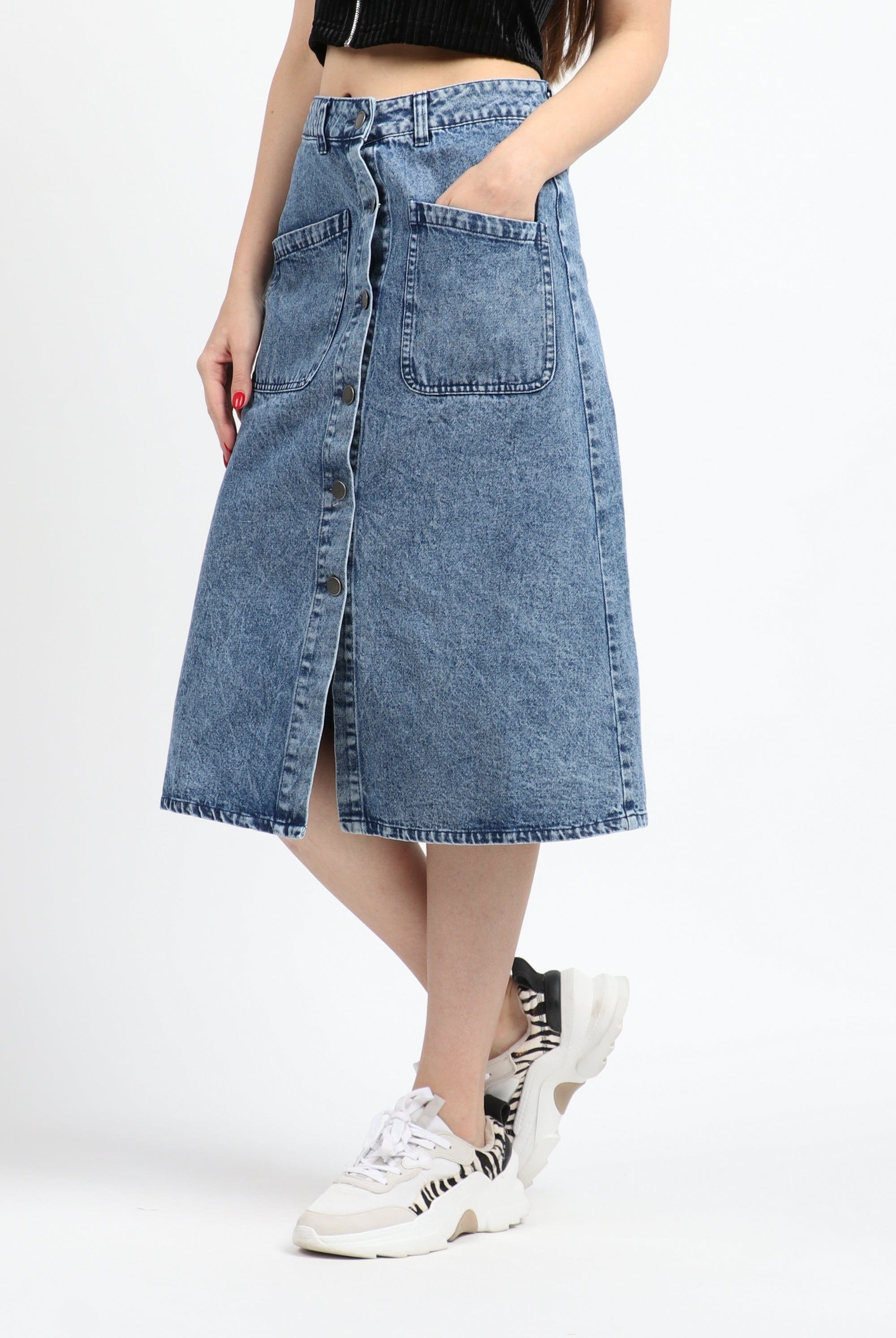 كيتشن تنورة ميدي جينز بجيوب أمامية وأزرار