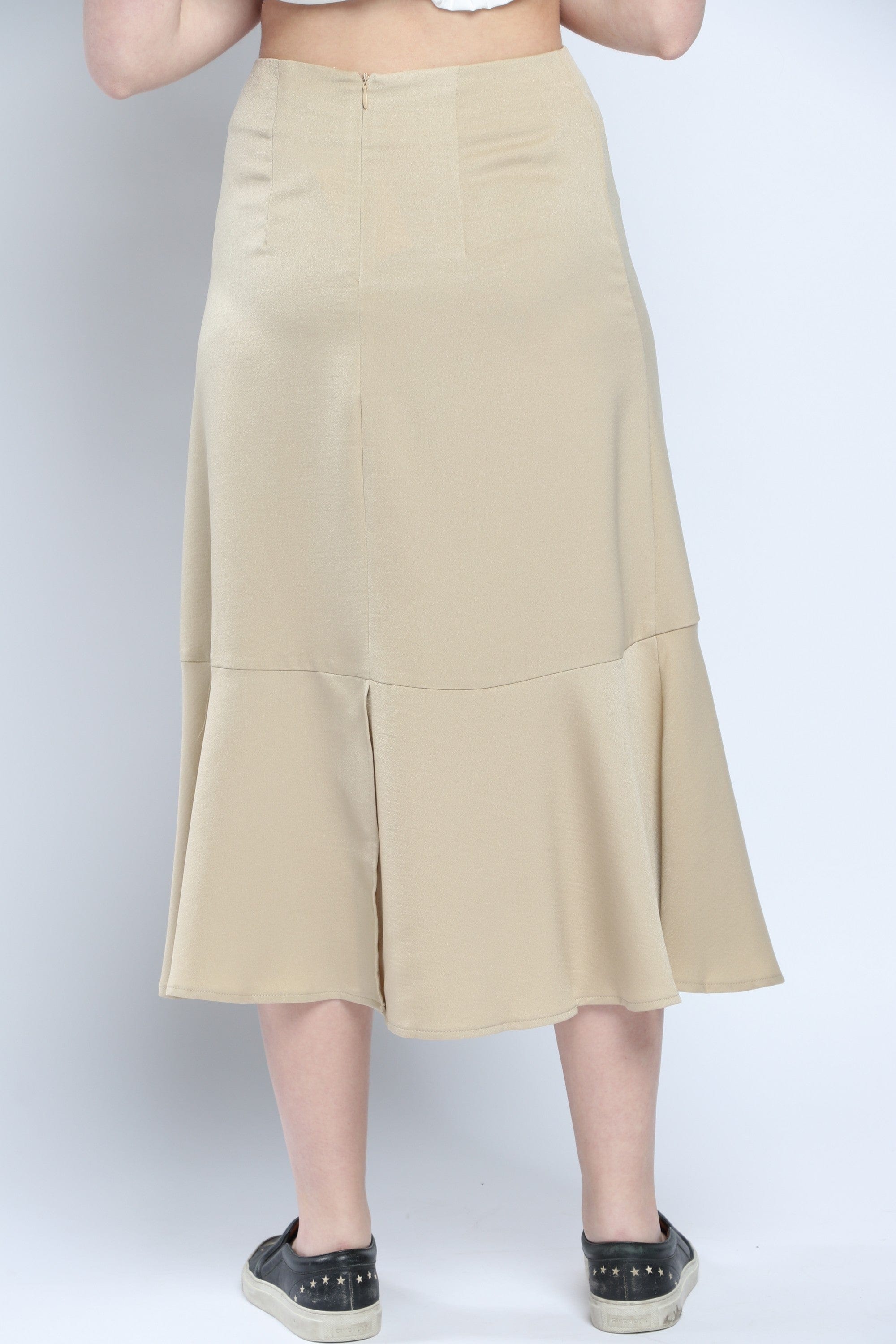 كيتشن جيبة مكشكشة نسائية