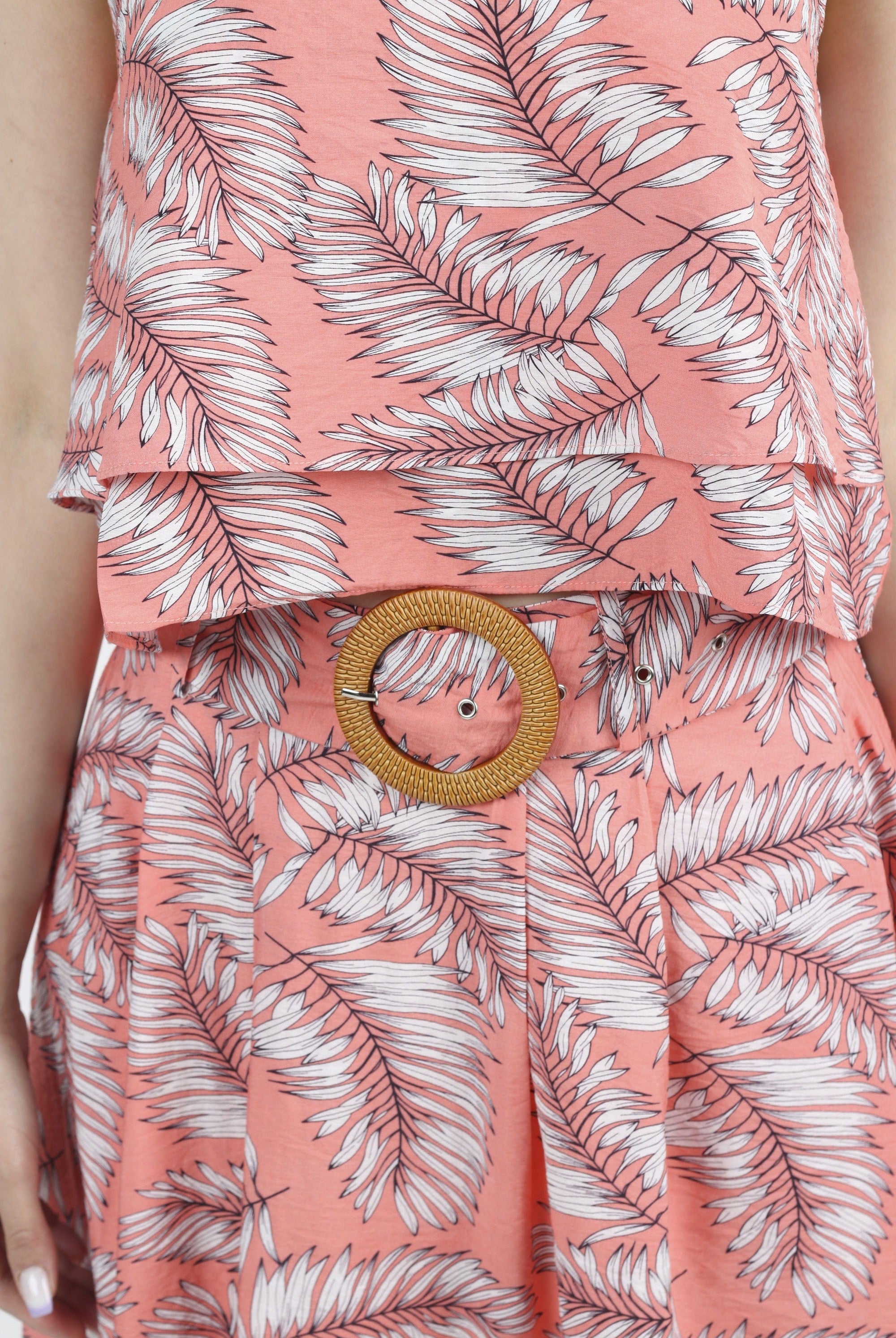 كيتشن تنورة ميدي مورد واسعة بكسرات بحزام عريض