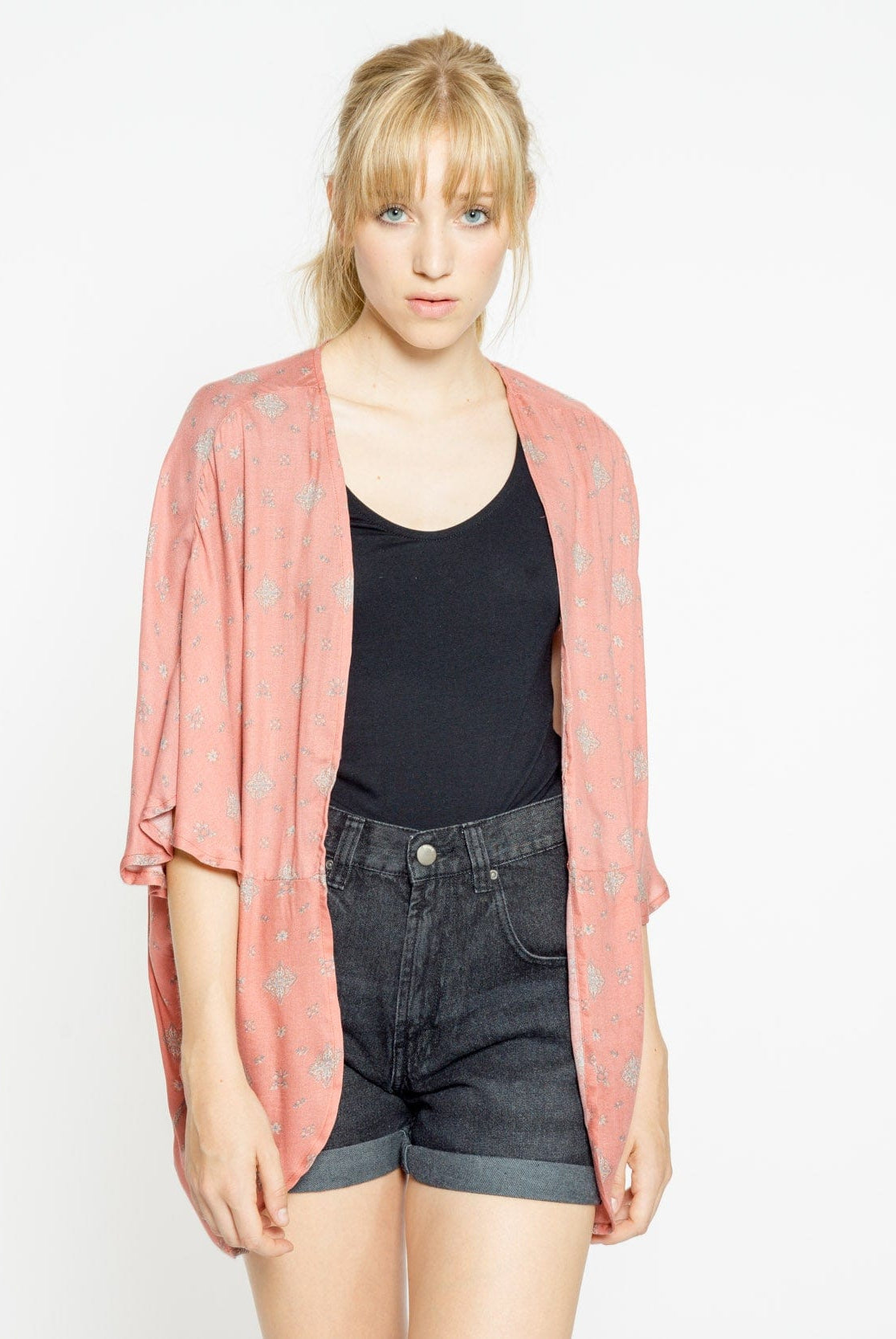 شانا كارديجان نص كم منقوش طويل نسائي وردي فاتح