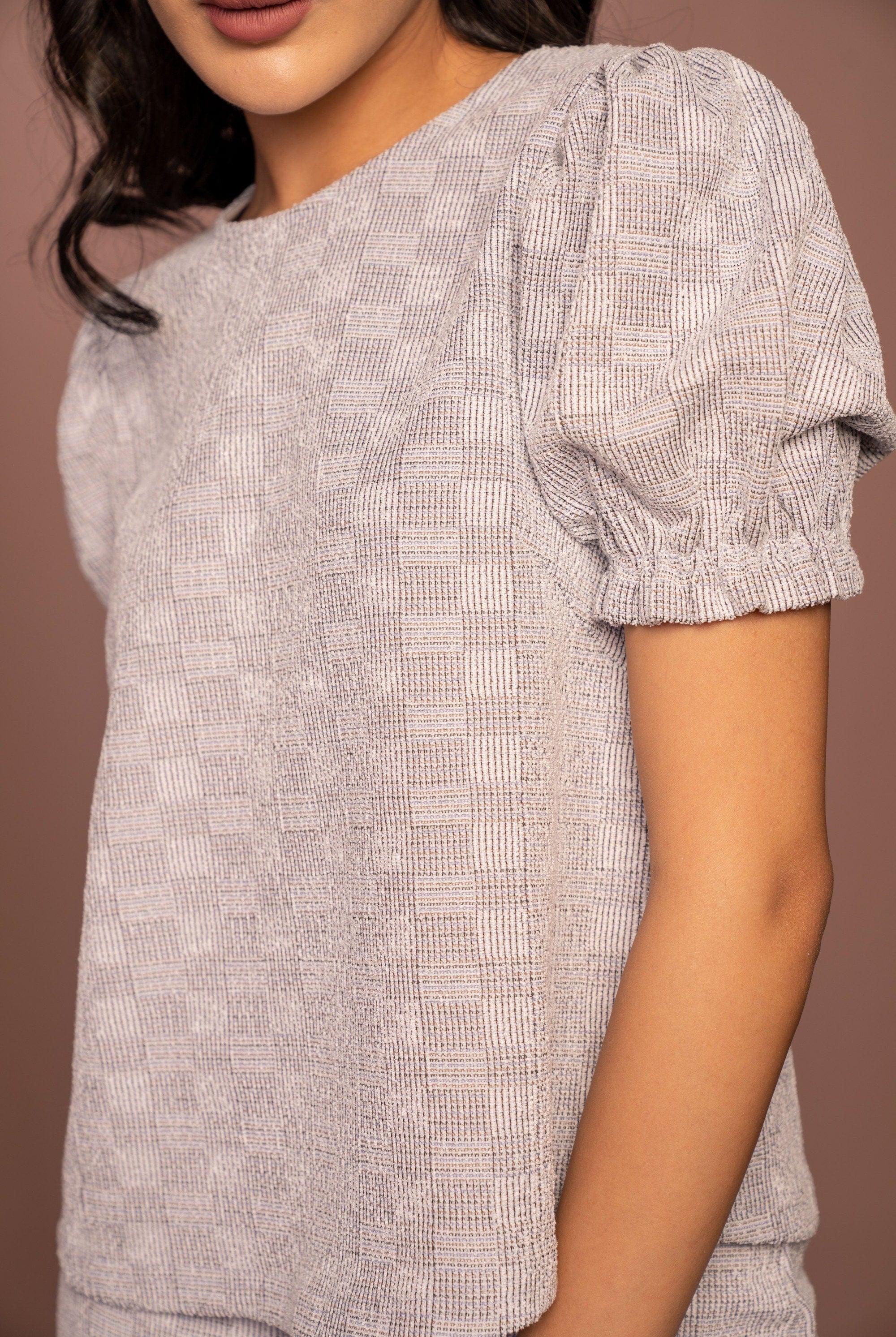 نتشي بلوزة نسائي بأكمام منفوخة بني