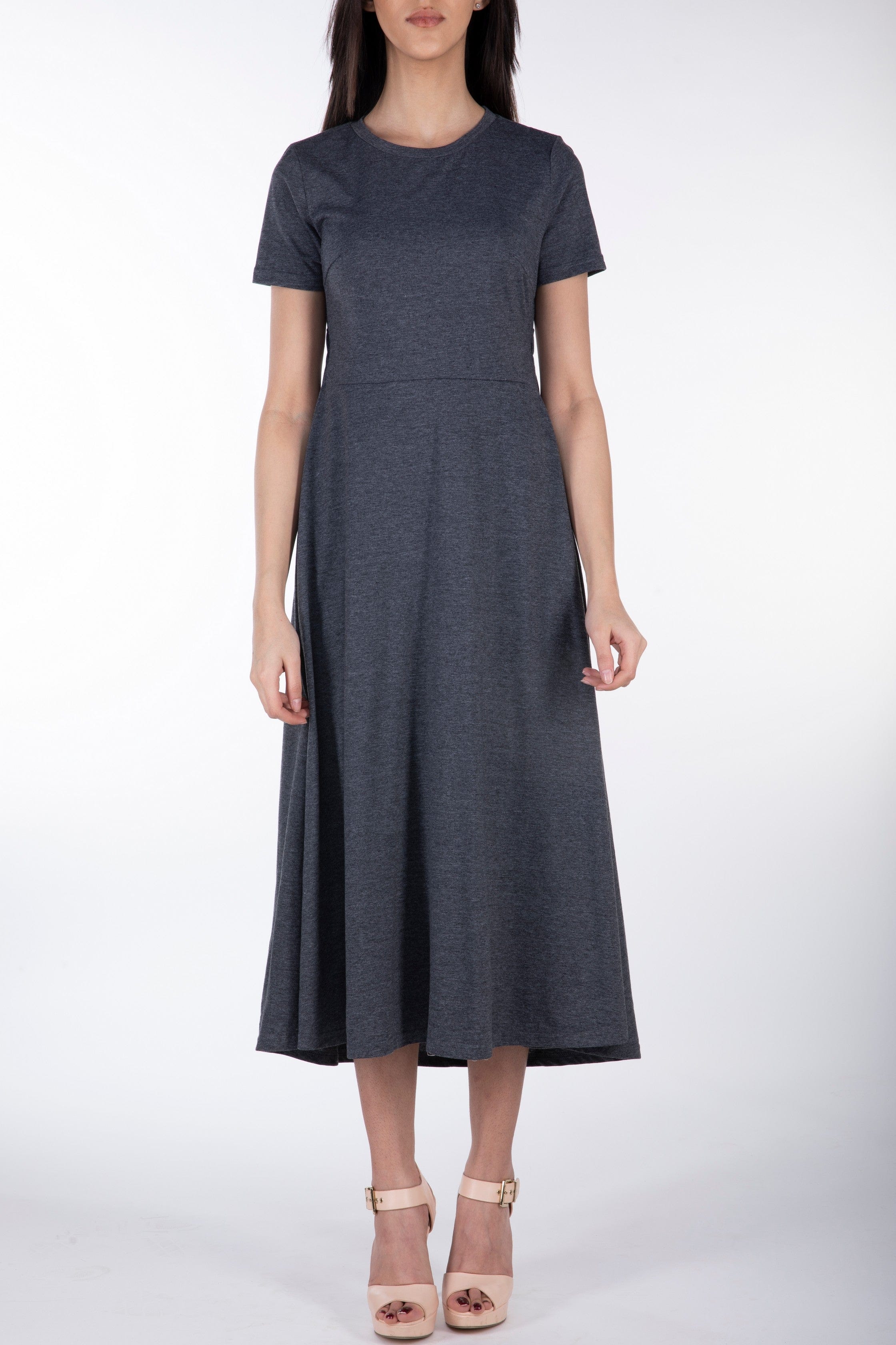 كيتشن فستان ميدي كاجوال مفتوح الظهر كم قصير