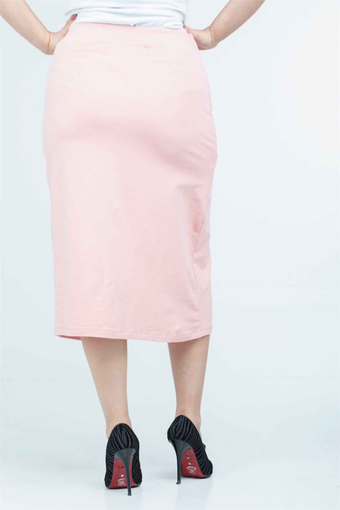 كيتشن تنورة ميدي مفتوحة من الأمام بزراير