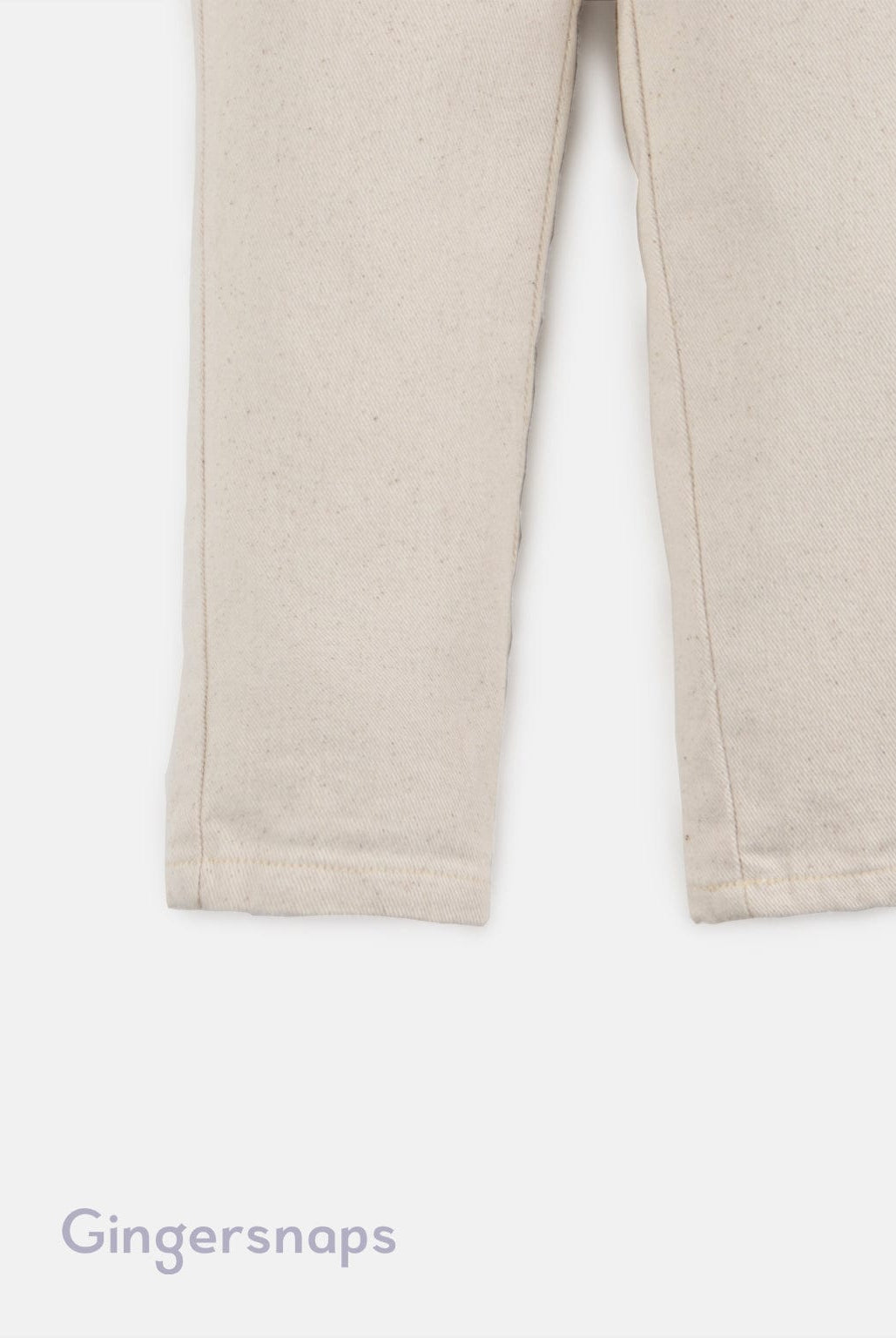 جينجرسنابس بنطلون ولادي سادة بسحاب وجيوب جانبية أبيض