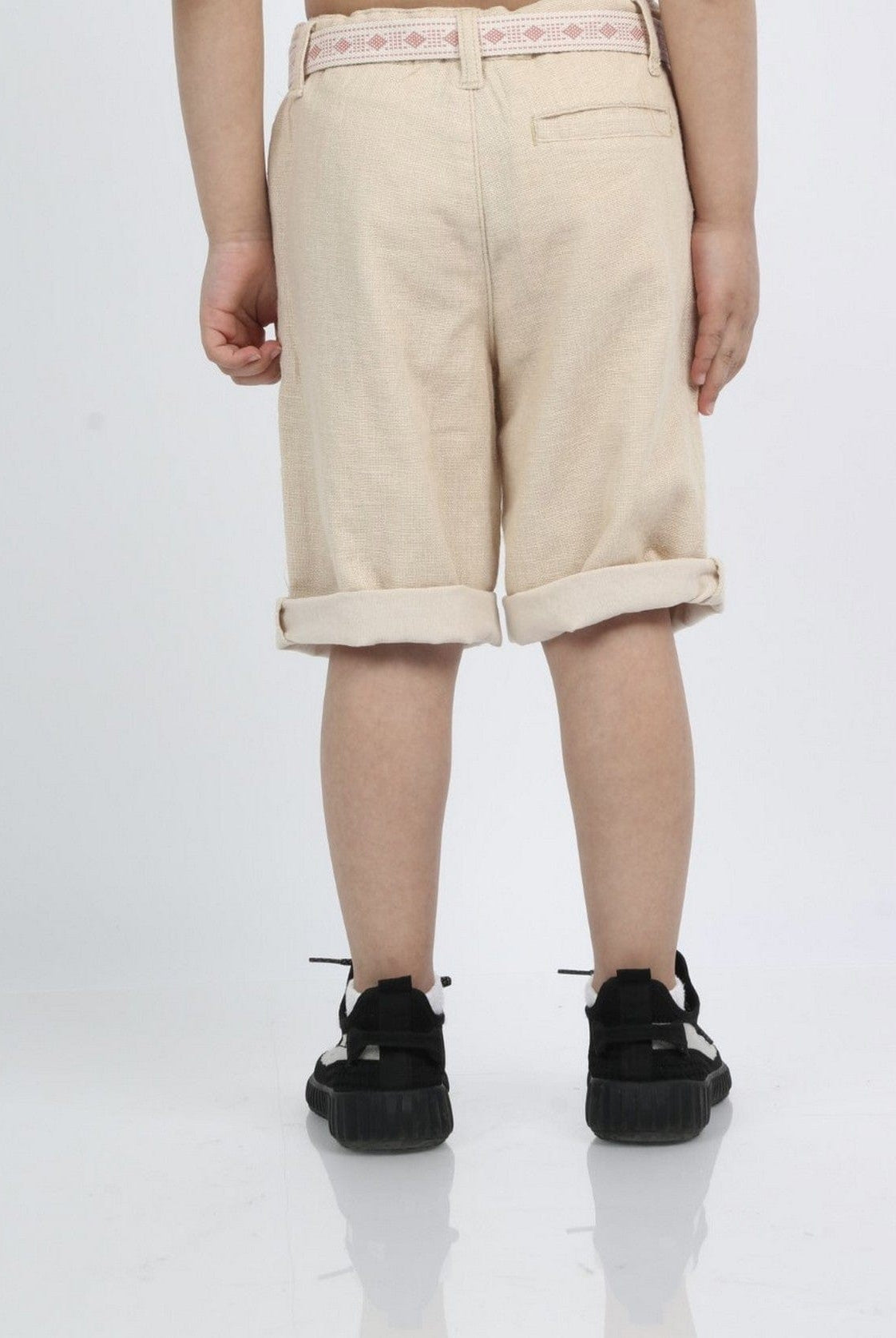 جينجرسنابس شورت ولادي طويل بثنية البيج