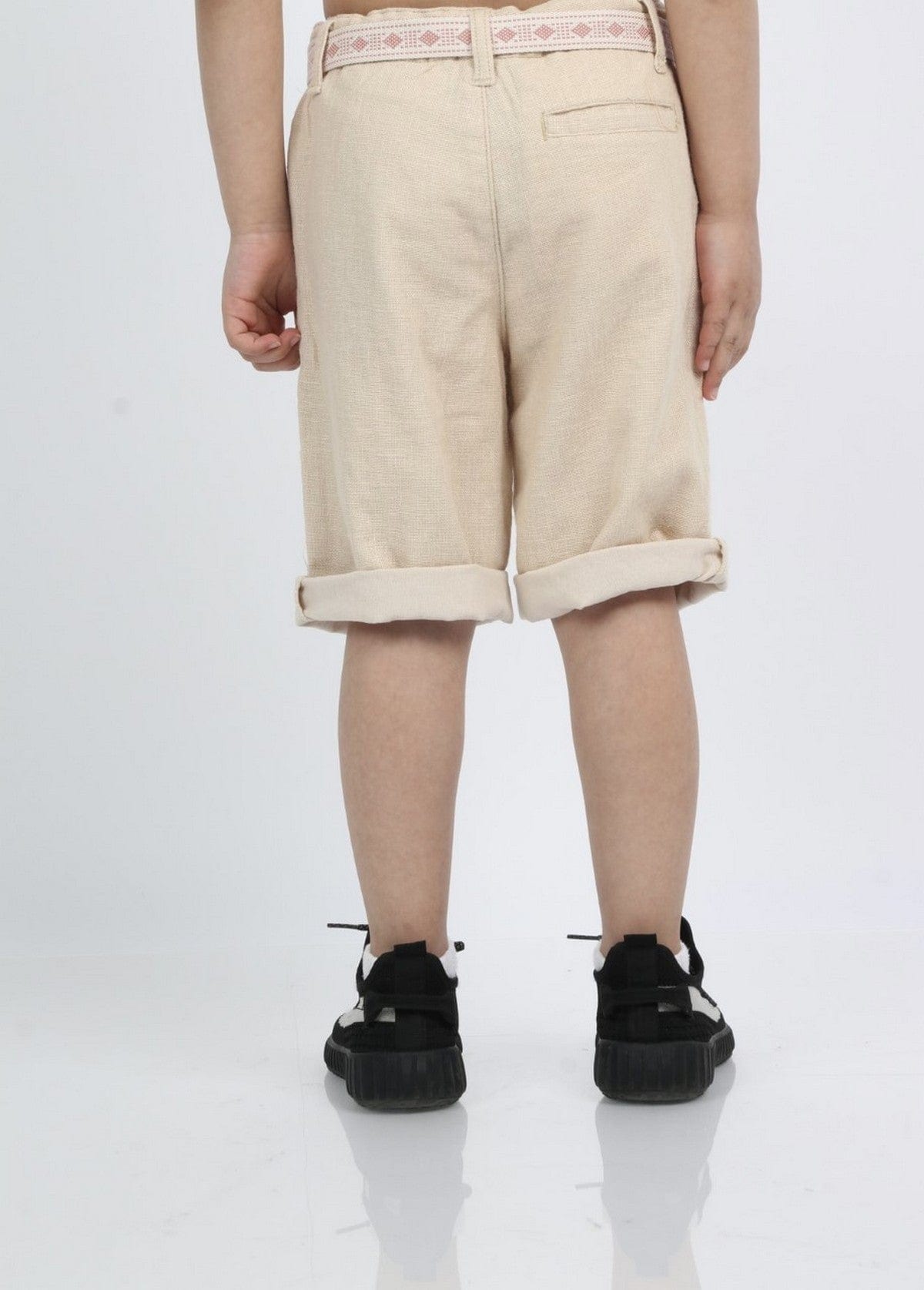 جينجرسنابس شورت ولادي طويل بثنية البيج