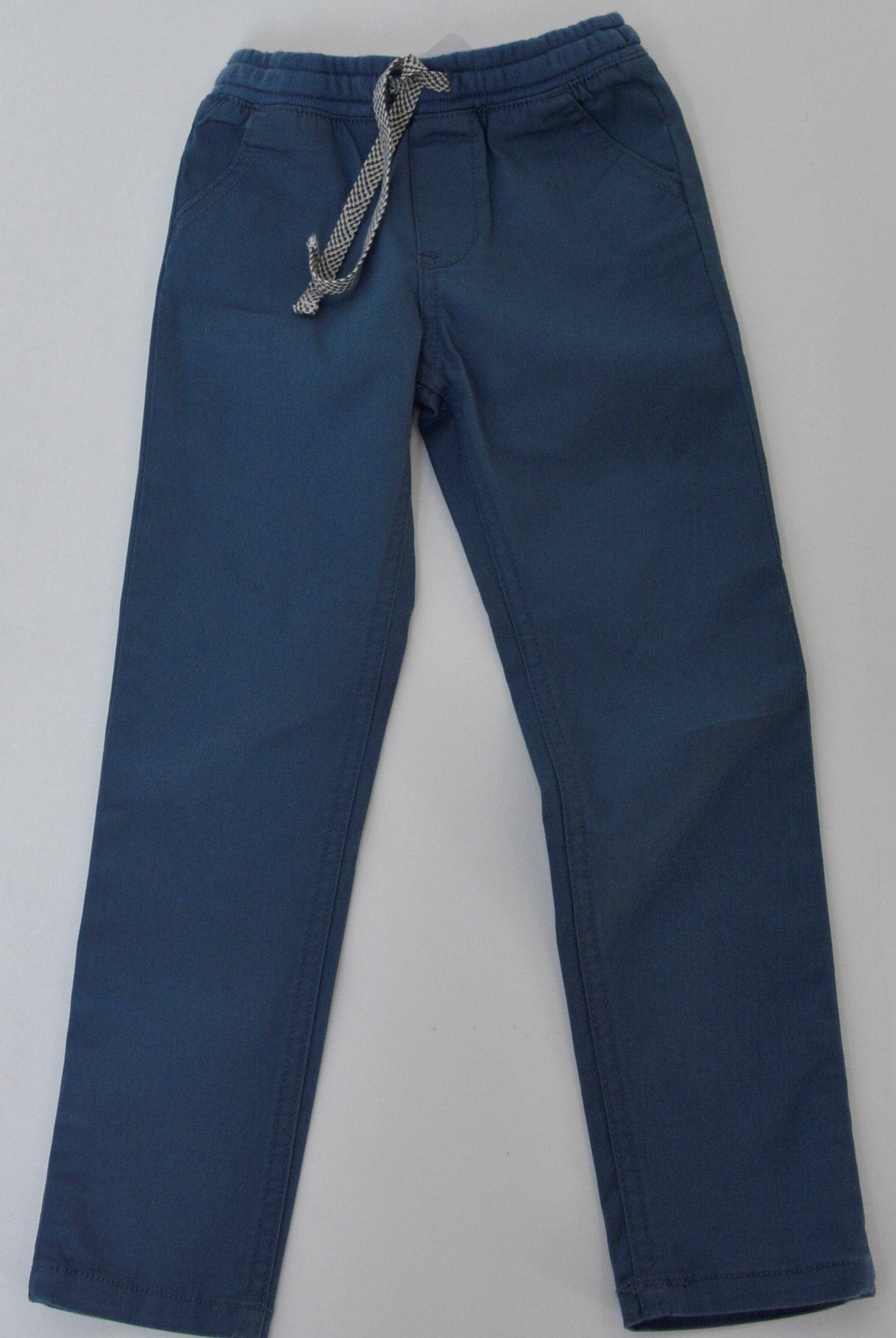 جينجرسنابس بنطلون ولادي سادة برباط منقوش ازرق سماوي غامق