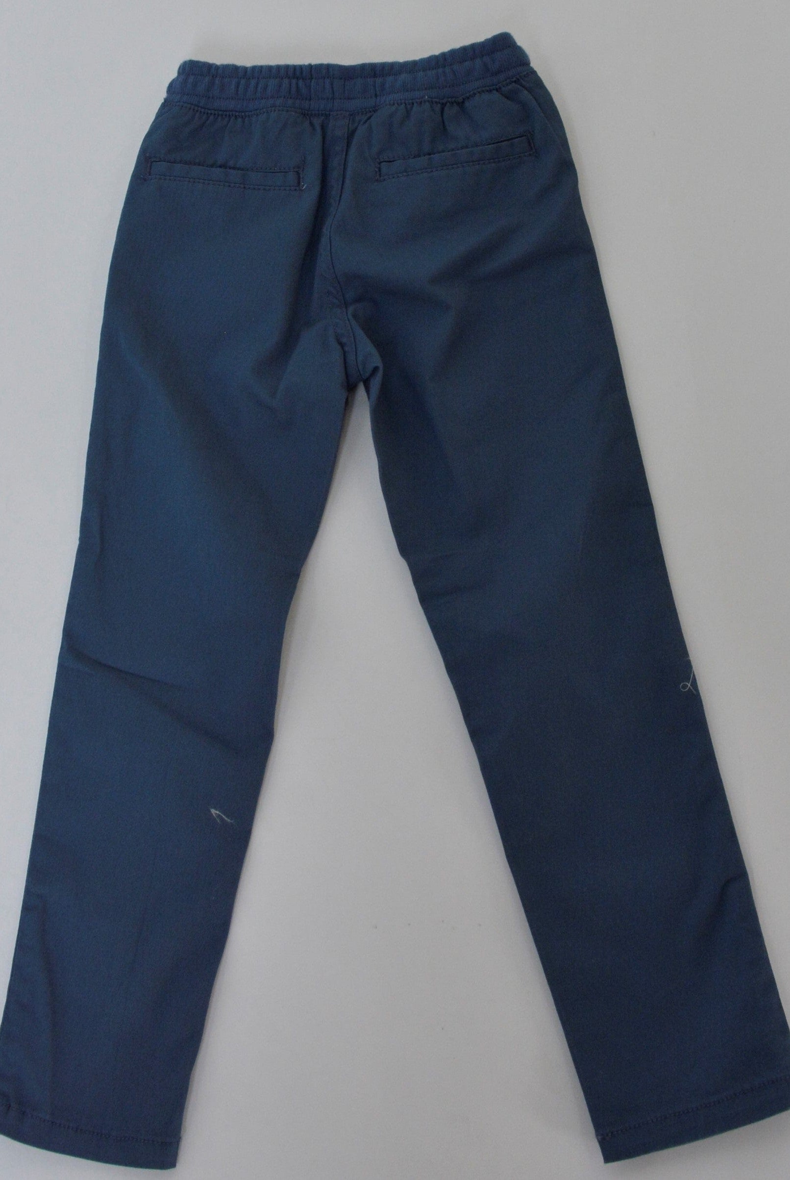 جينجرسنابس بنطلون ولادي سادة برباط منقوش ازرق سماوي غامق