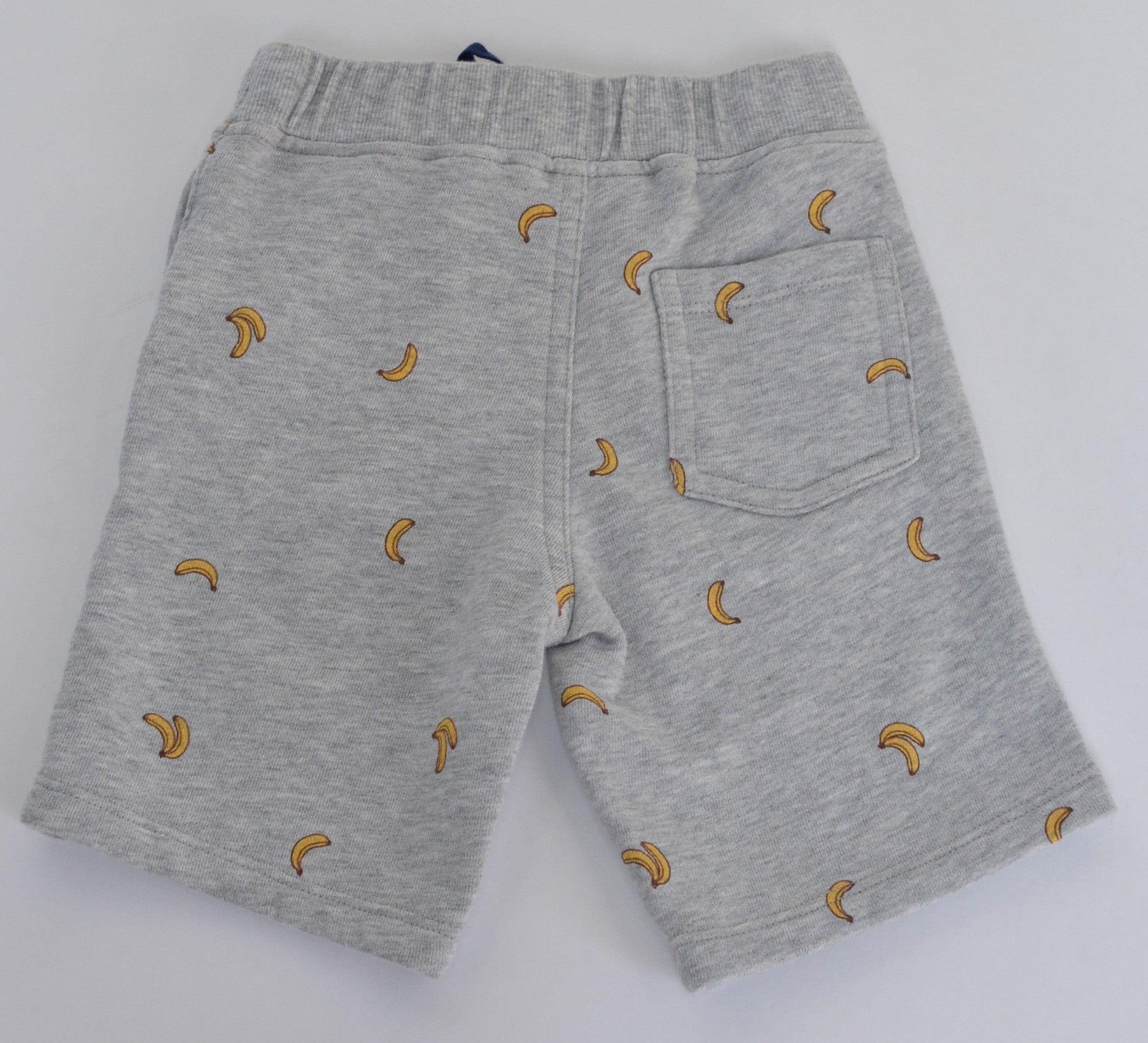 جينجرسنابس شورت ولادي بنقشة موز رمادي