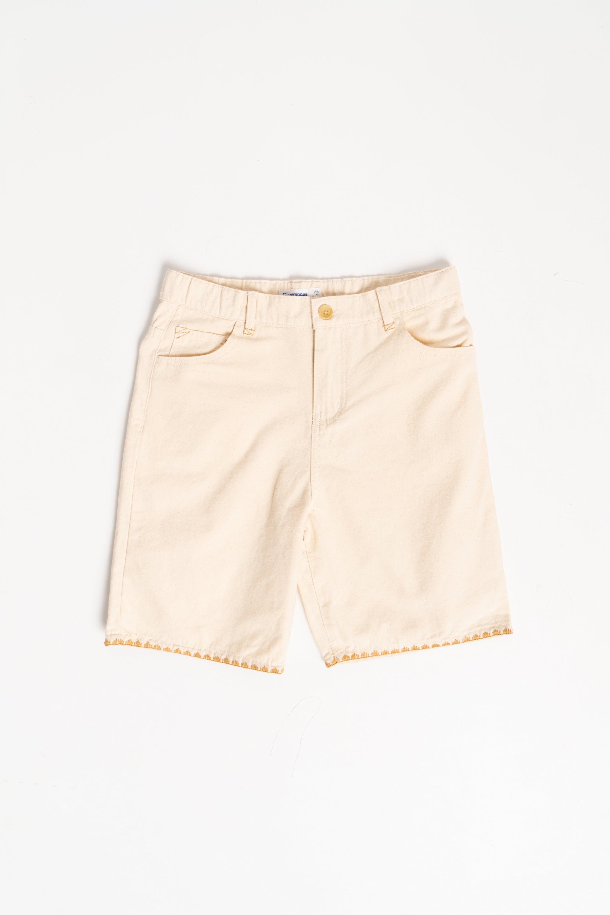 جينجرسنابس شورت سادة بجيوب جانبية مطرز من أسفل بالخيوط ولادي بيج