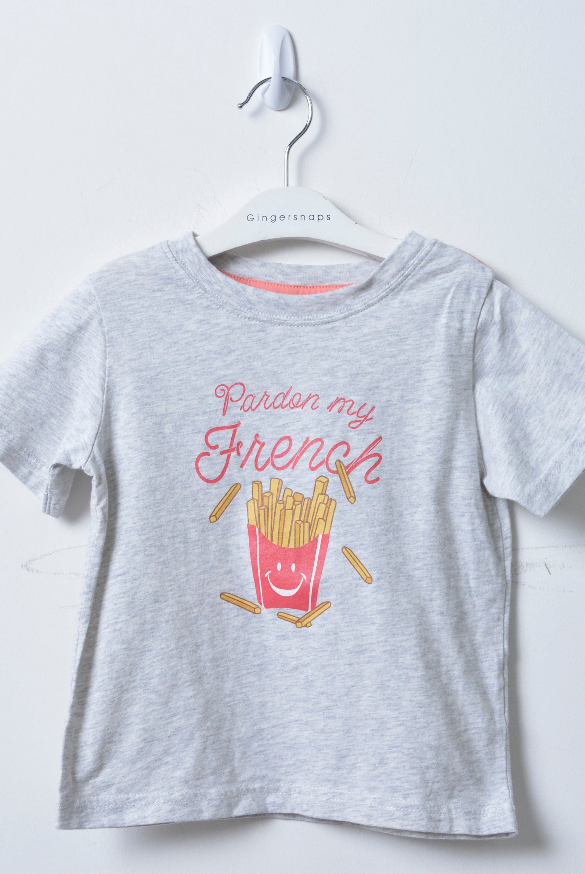 جينجرسنابس تيشيرت قطني بطبعة أمامية نص كم ولادي رمادي فاتح